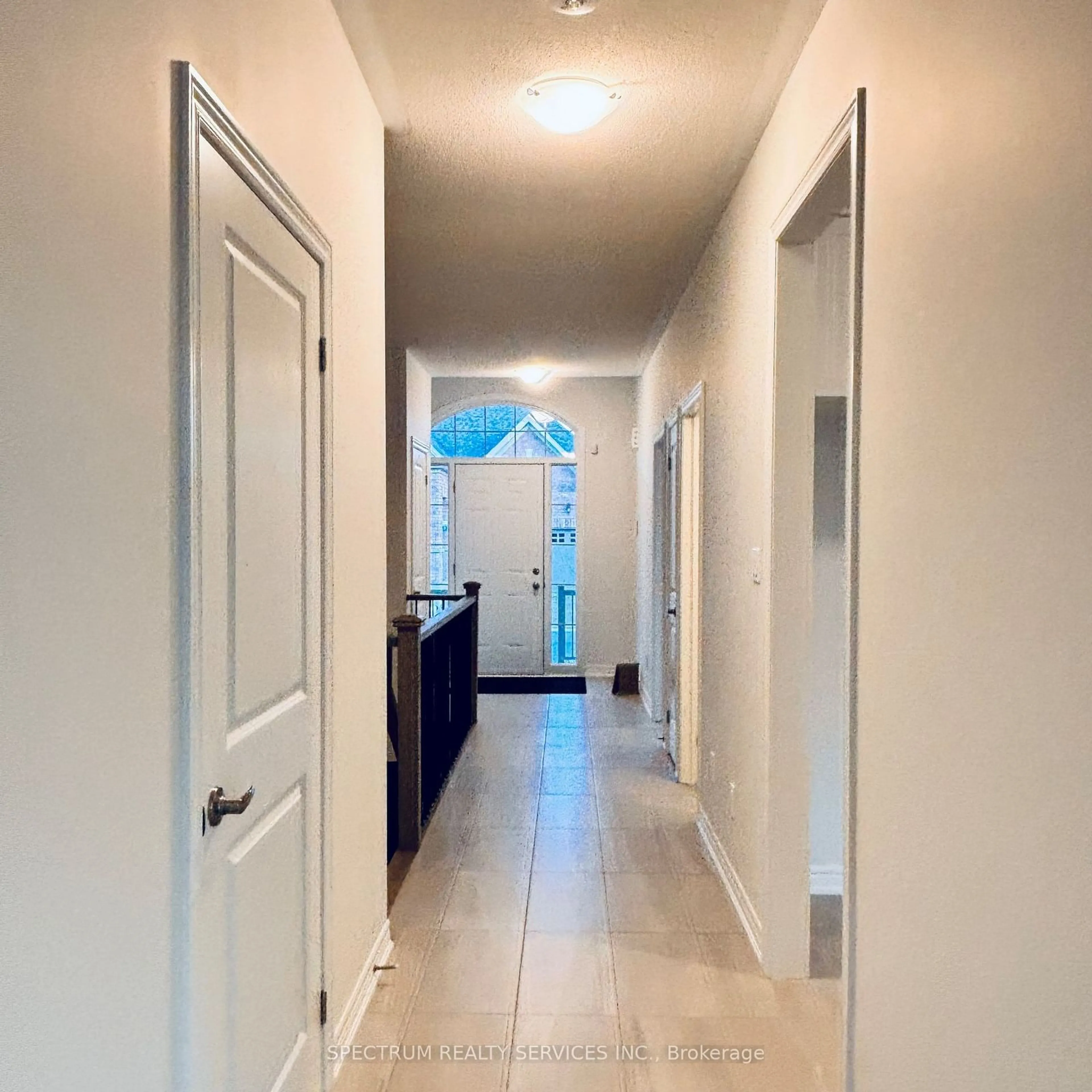 Indoor entryway, wood floors for 9 Abelia St, Brampton Ontario L6R 3W9