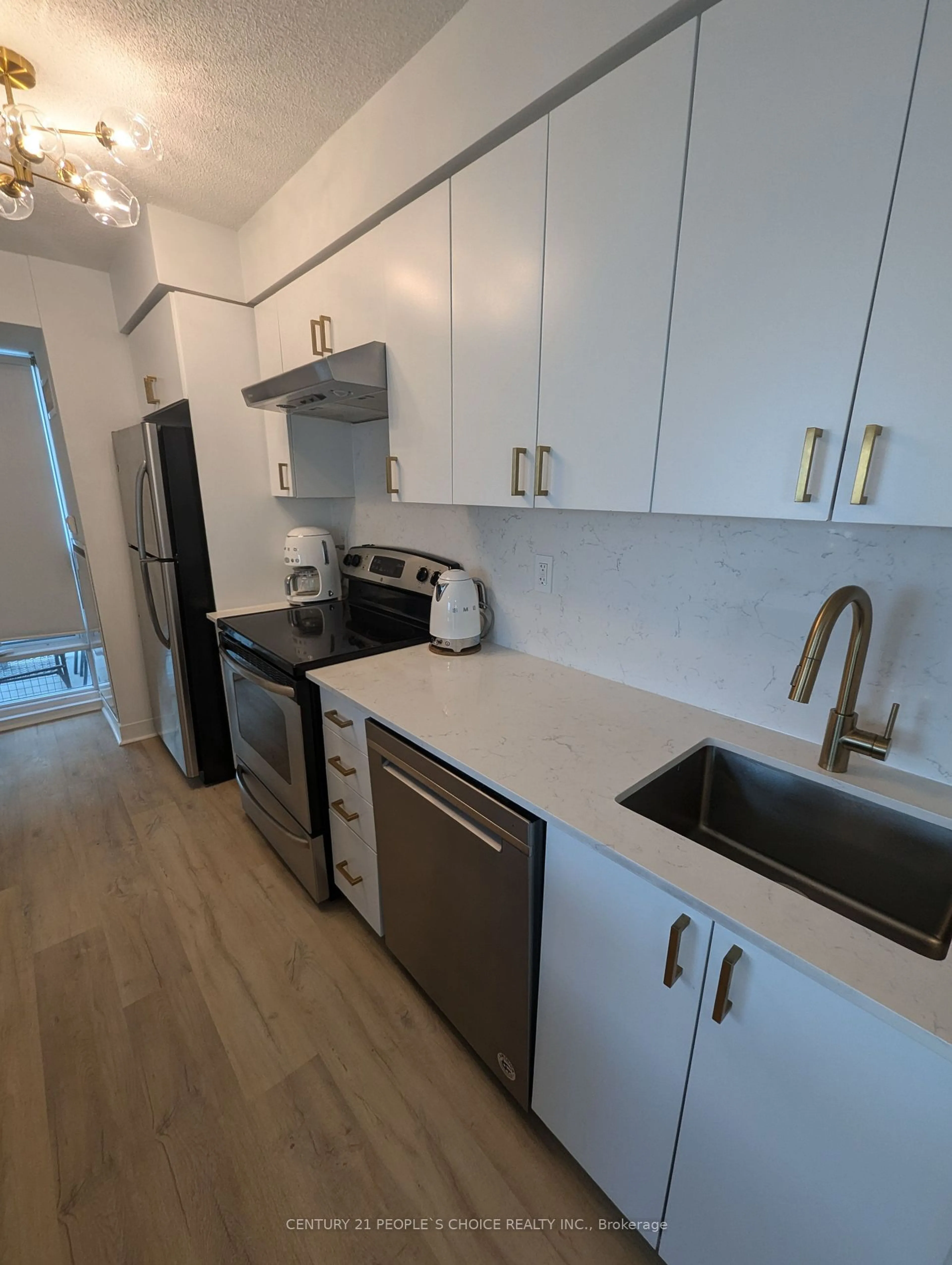 Standard kitchen for 155 Legion Rd #2305, Toronto Ontario M8Y 0A7