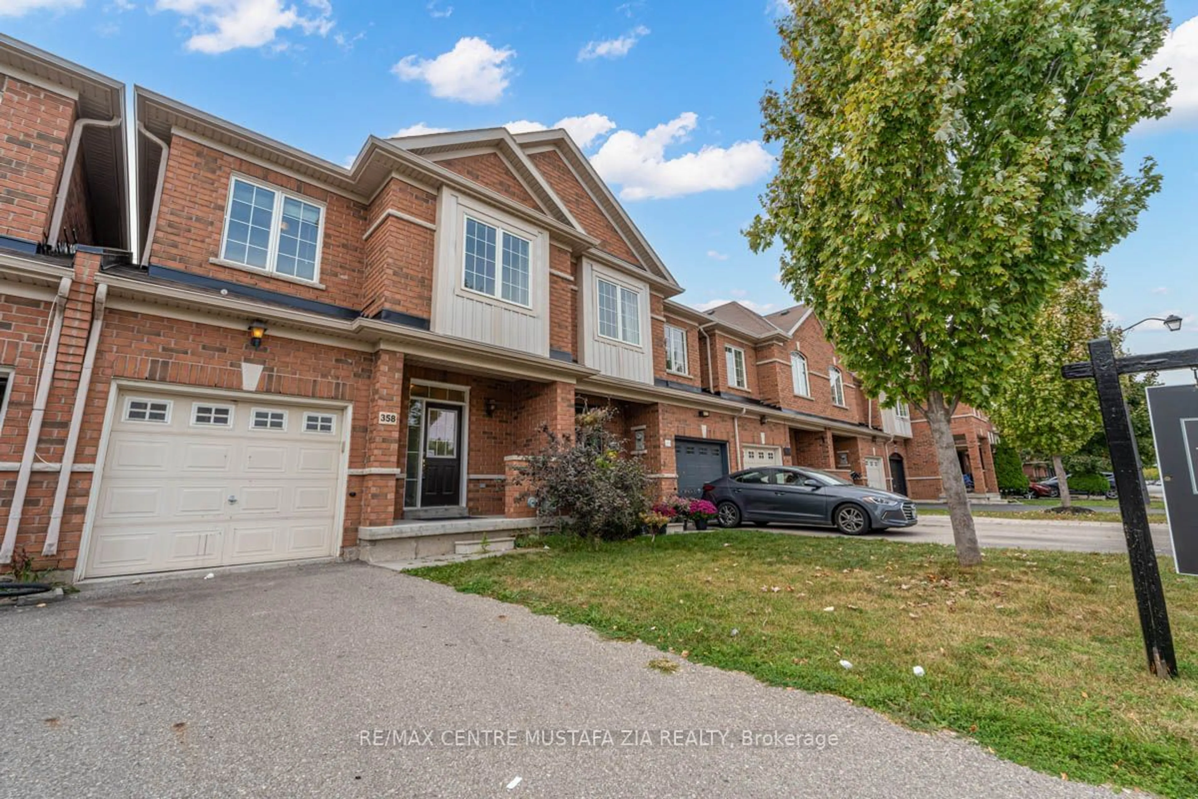 A pic from exterior of the house or condo for 358 Black Dr, Milton Ontario L9T 6R8