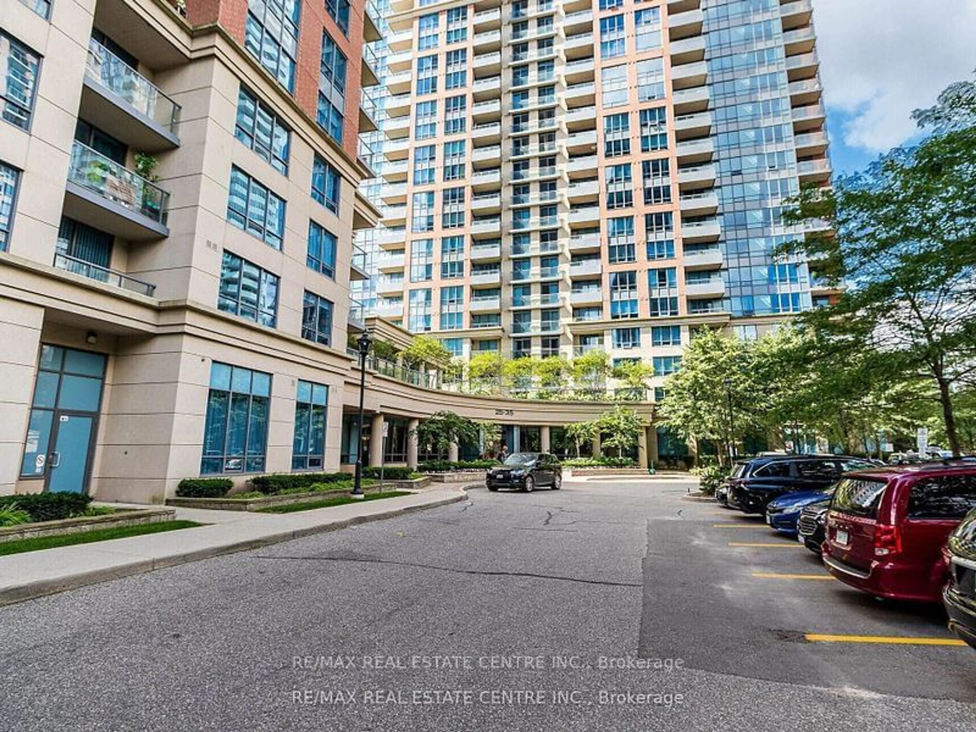 A pic from exterior of the house or condo, the street view for 25 Viking Lane #354, Toronto Ontario M9B 0A1