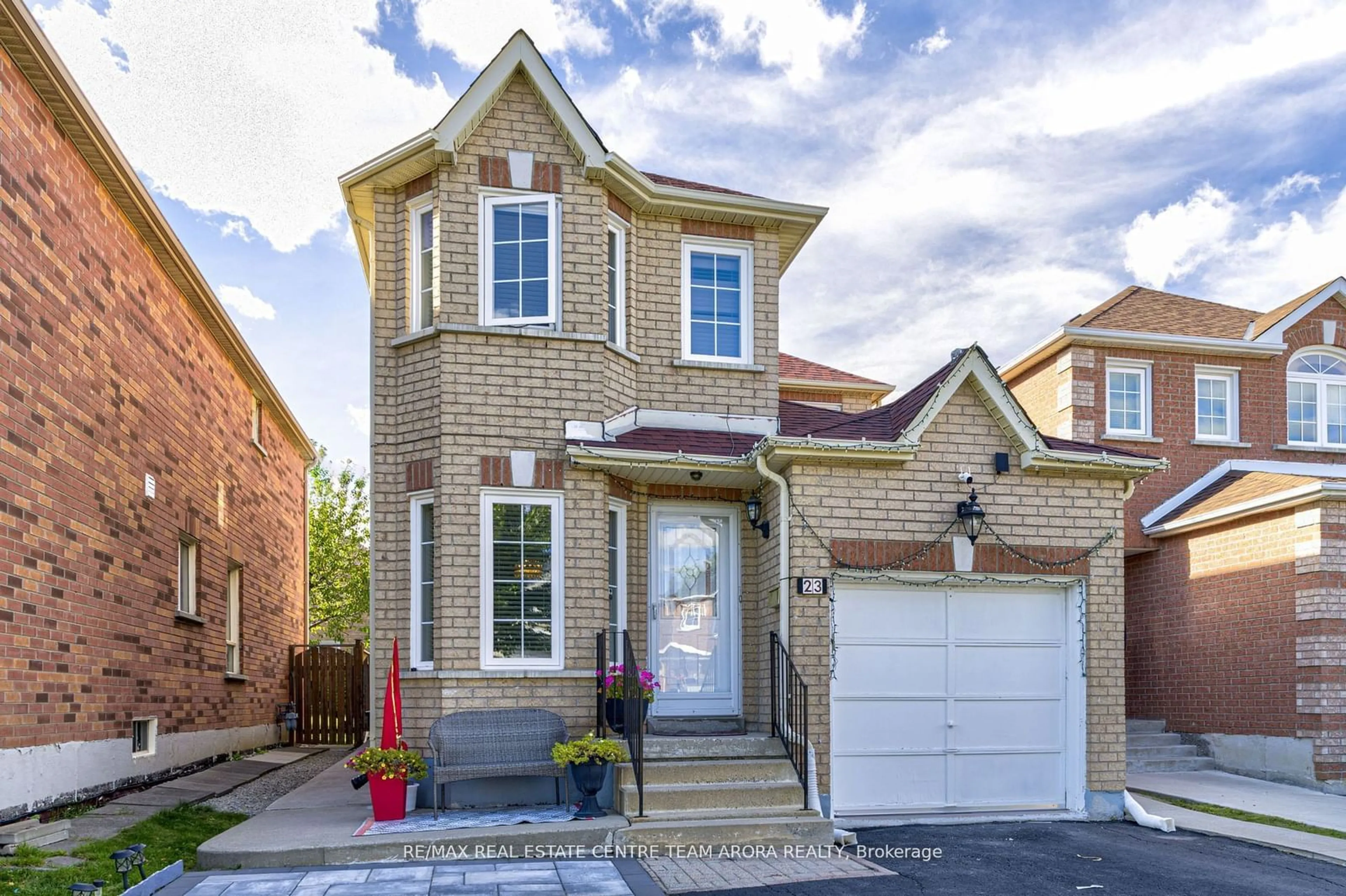 Home with brick exterior material for 23 Arthurs Cres, Brampton Ontario L6Y 4Y2