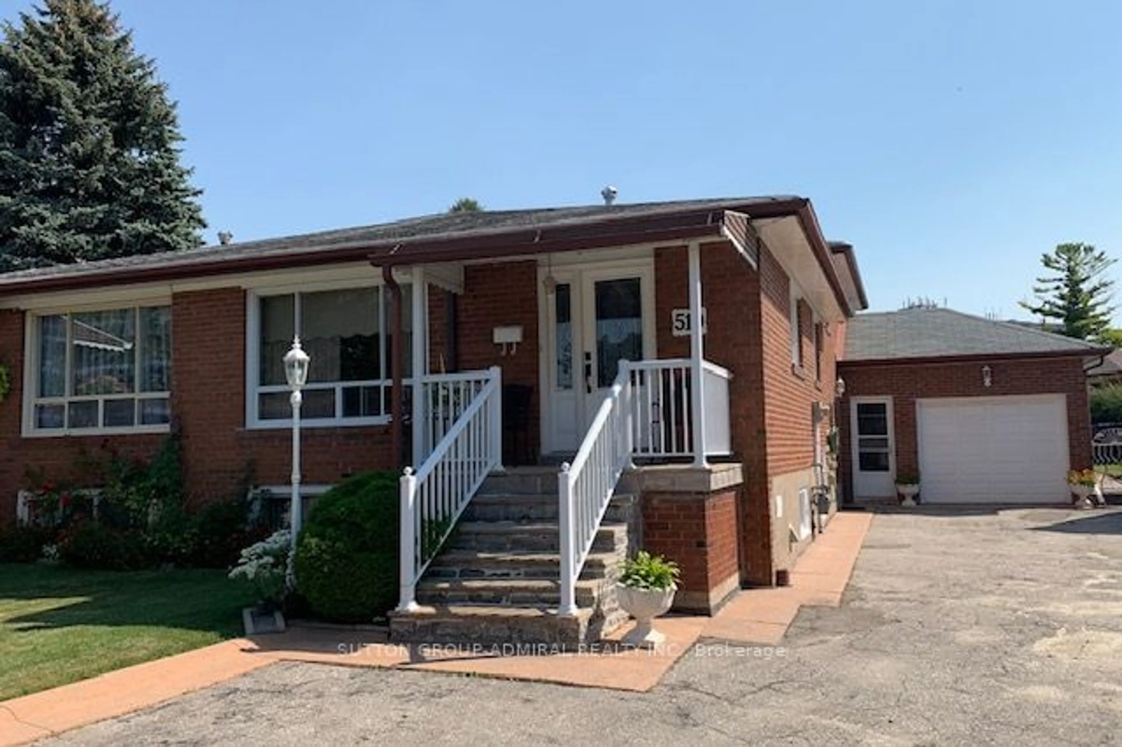 Outside view for 510 Ettridge Crt, Mississauga Ontario L5G 1W6