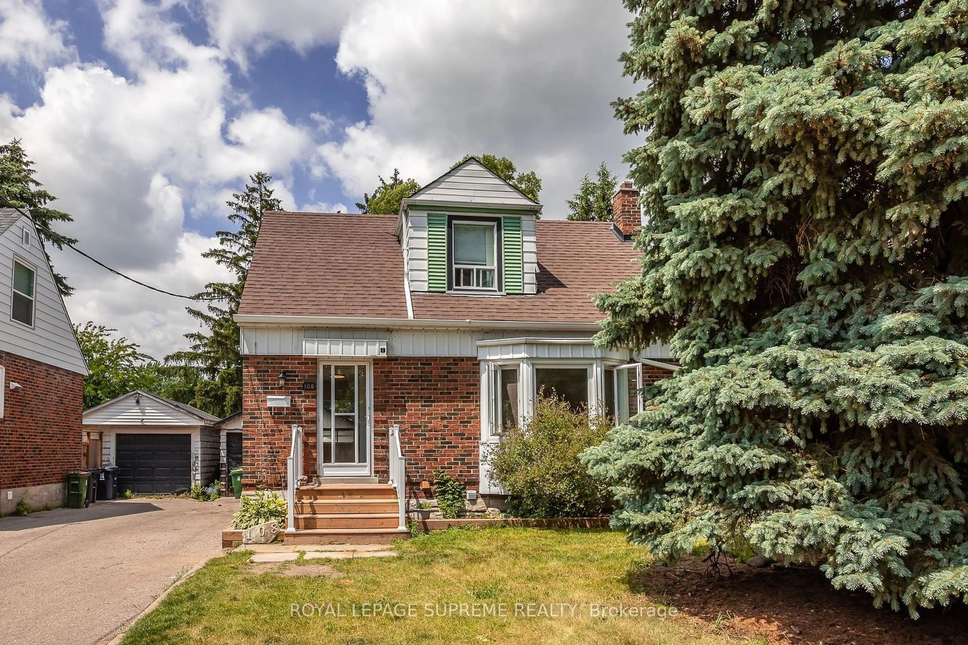 Frontside or backside of a home, cottage for 108 Clouston Ave, Toronto Ontario M9N 1A7