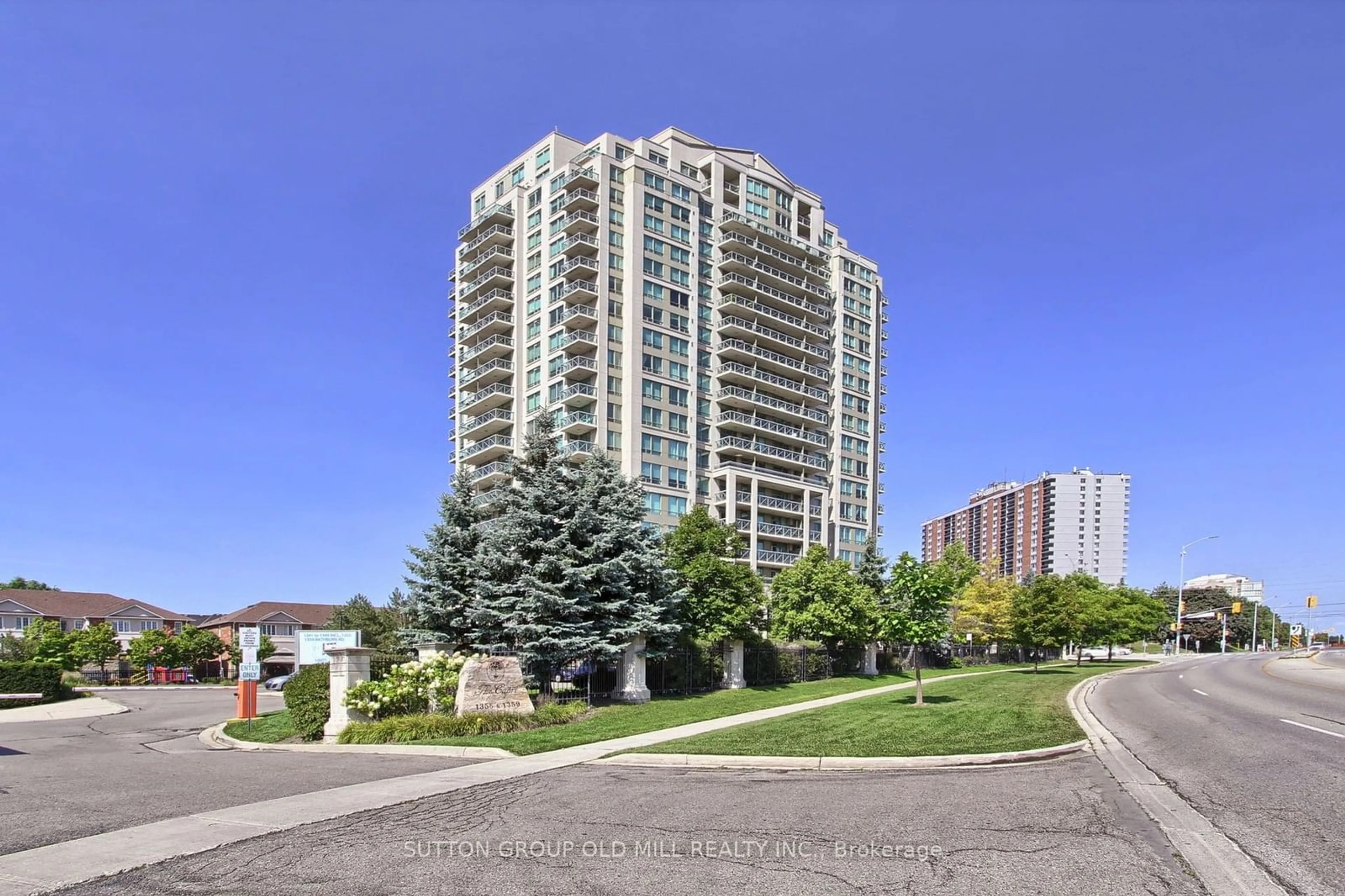 A pic from exterior of the house or condo, the front or back of building for 1359 Rathburn Rd #207, Mississauga Ontario L4W 5P7