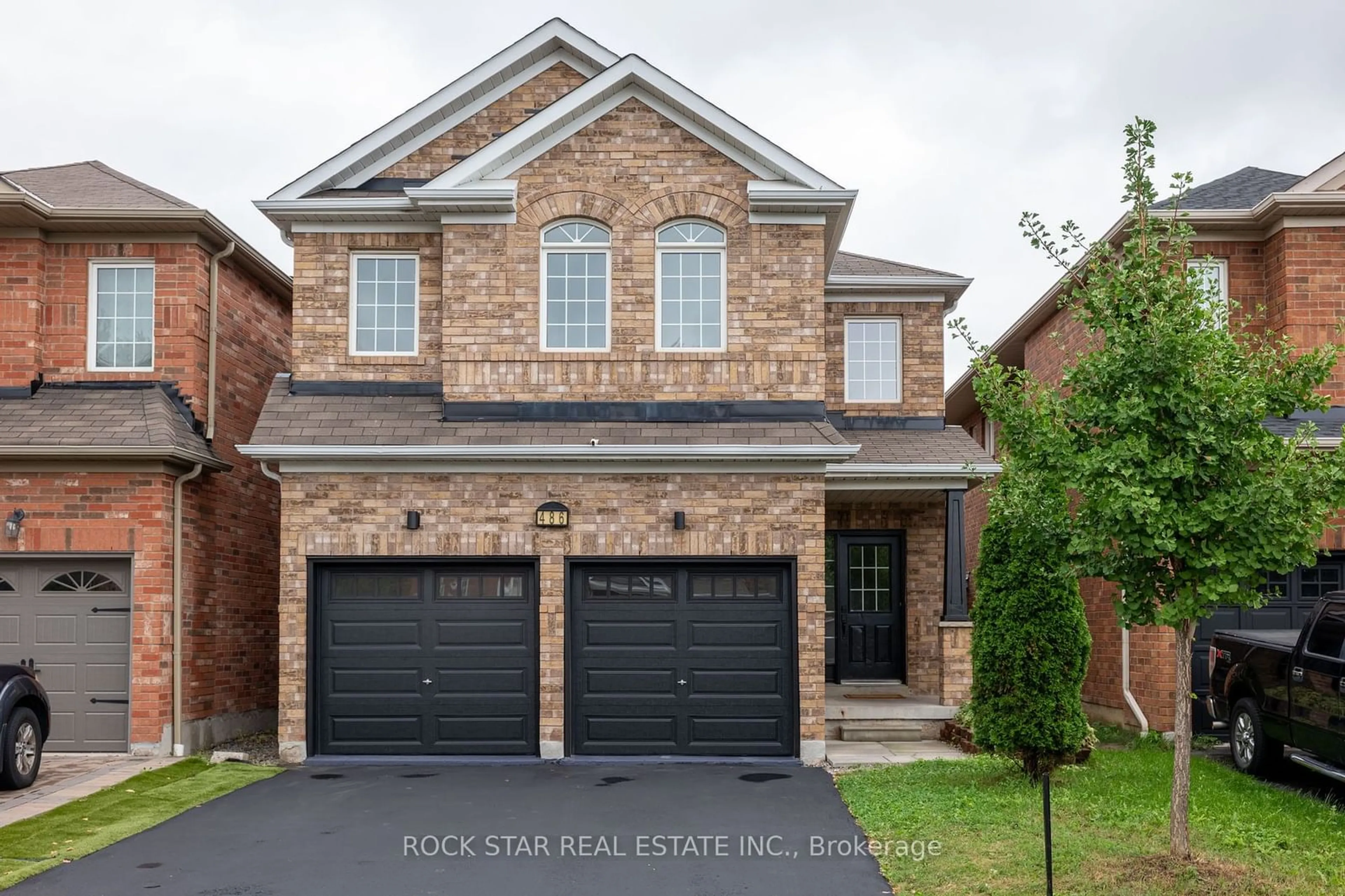 Home with brick exterior material for 486 Acumen Crt, Mississauga Ontario L5W 0E2