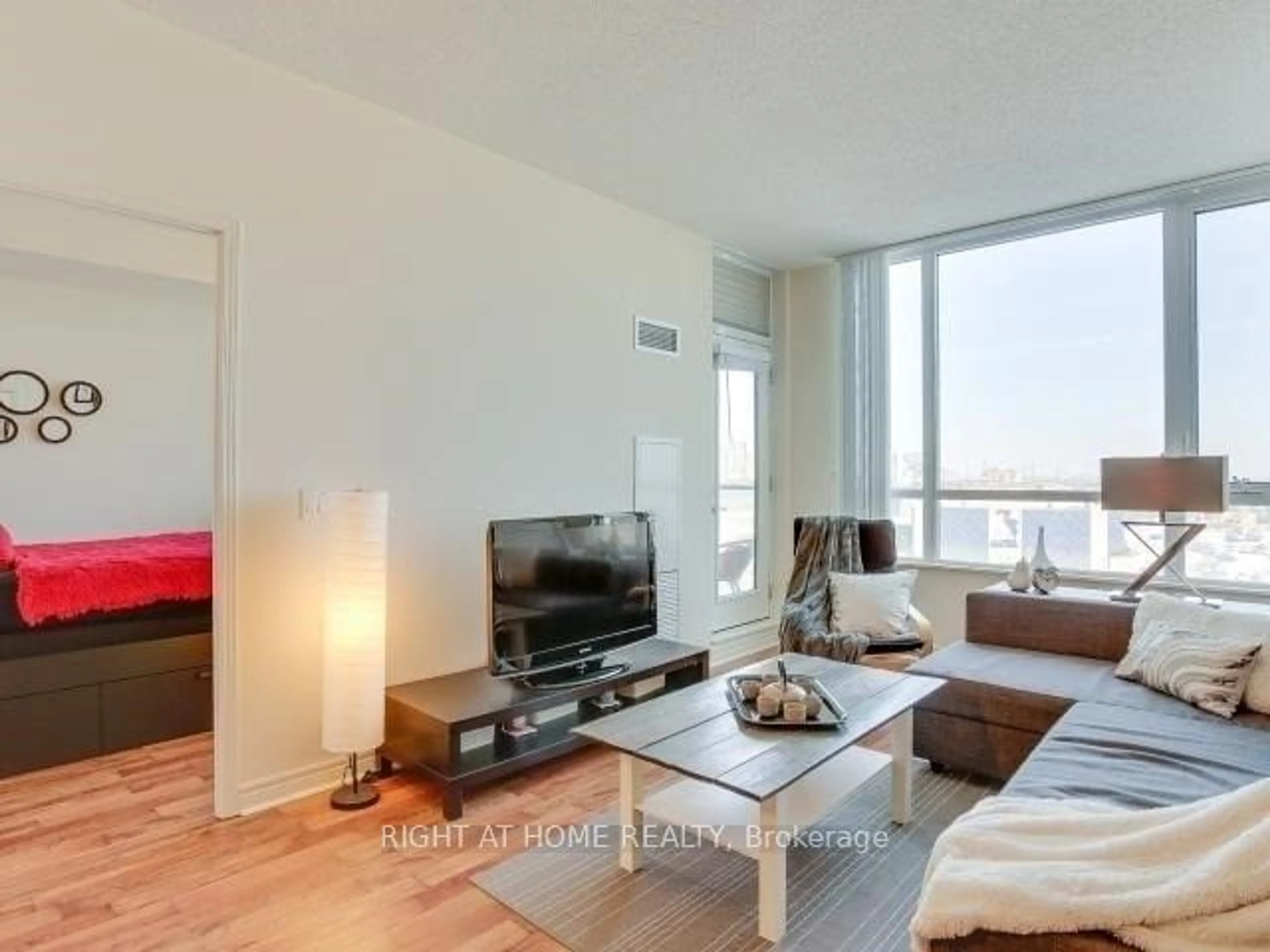 Living room for 339 Rathburn Rd #901, Mississauga Ontario L5B 0K6