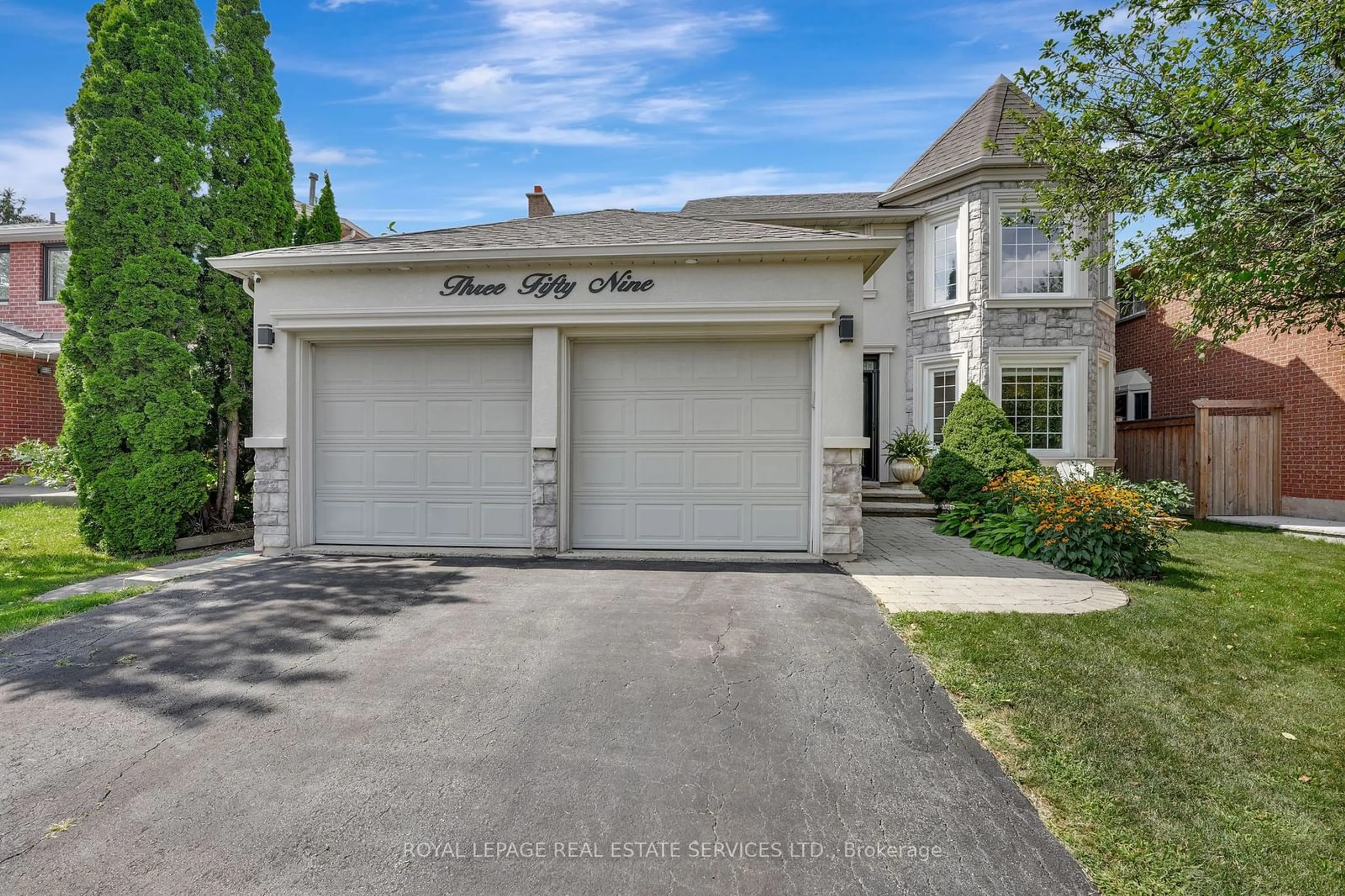 Frontside or backside of a home, the street view for 359 River Oaks Blvd, Oakville Ontario L6H 5E8