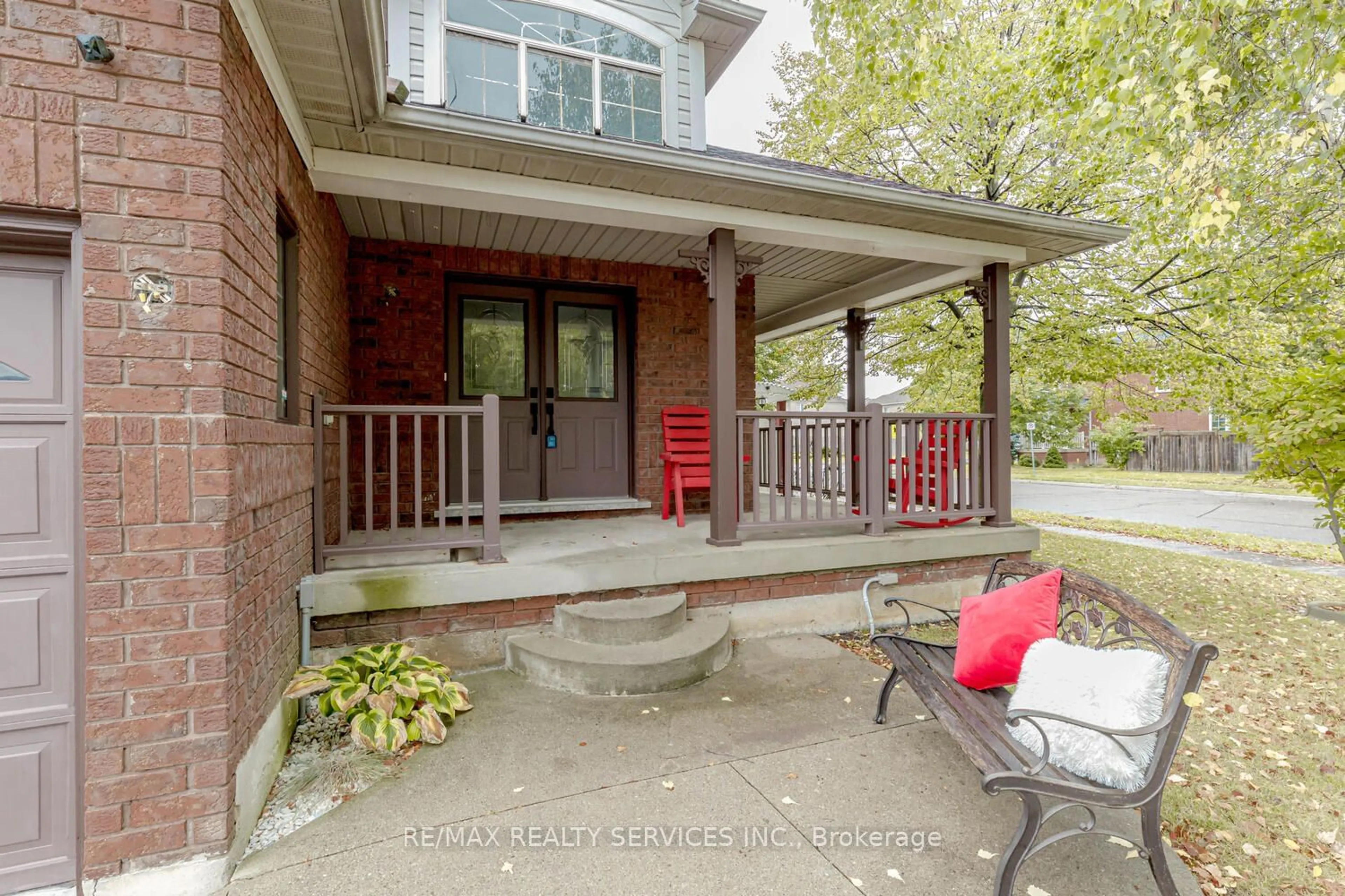 Patio for 218 Van Scott Dr, Brampton Ontario L7A 1V9