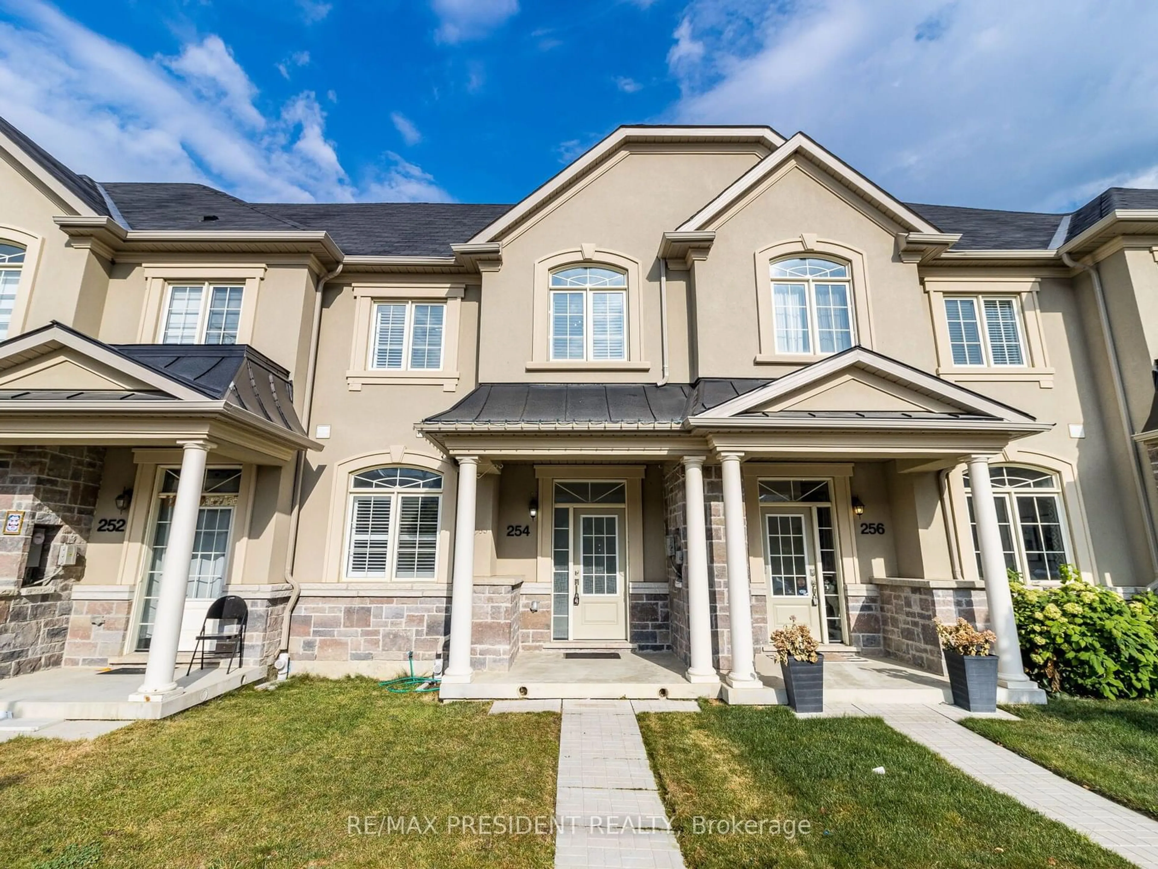 A pic from exterior of the house or condo, the street view for 254 Inspire Blvd, Brampton Ontario L6R 0B6