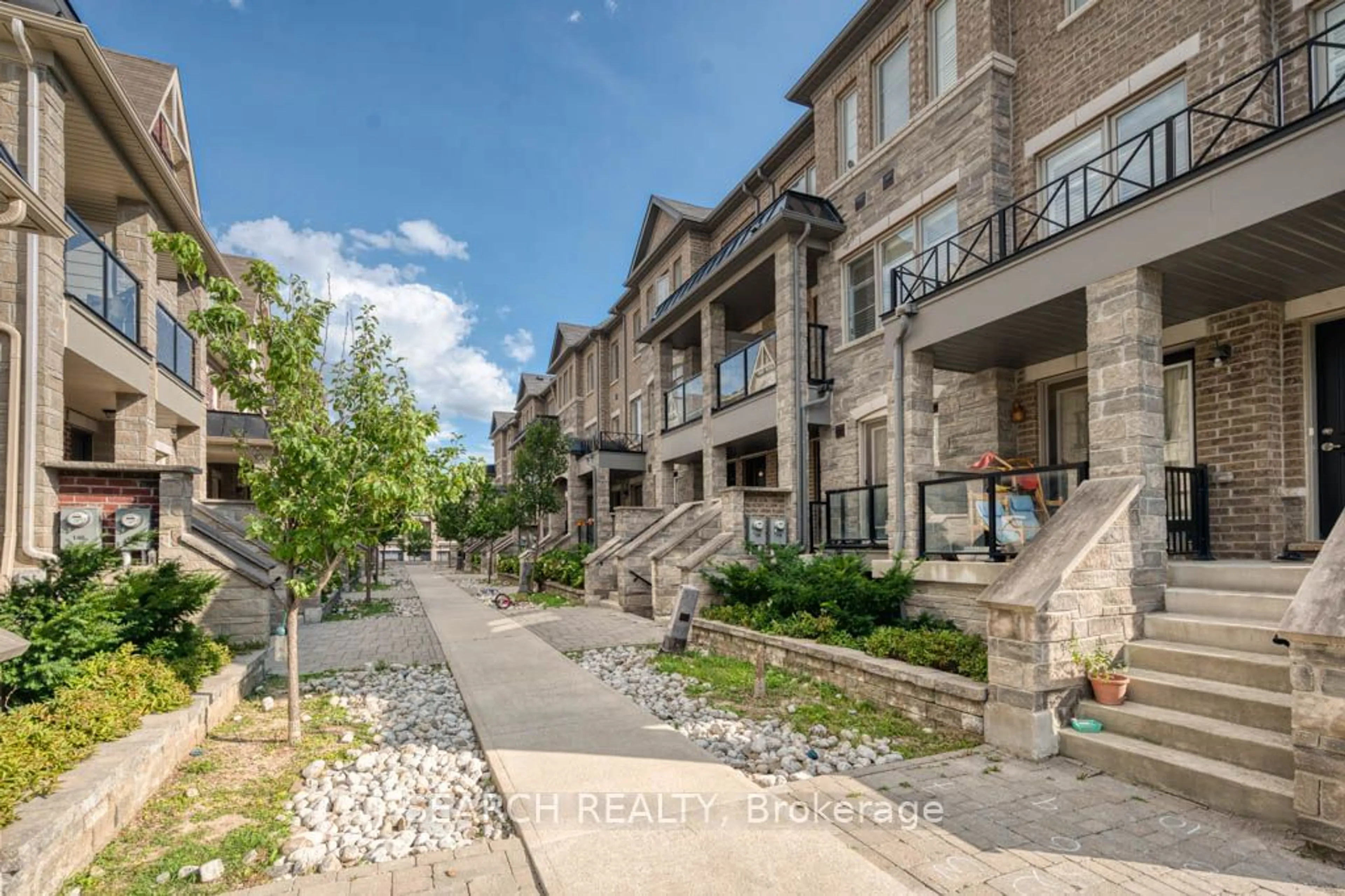 A pic from exterior of the house or condo, the street view for 200 Veterans Dr #122, Brampton Ontario L7A 4S6