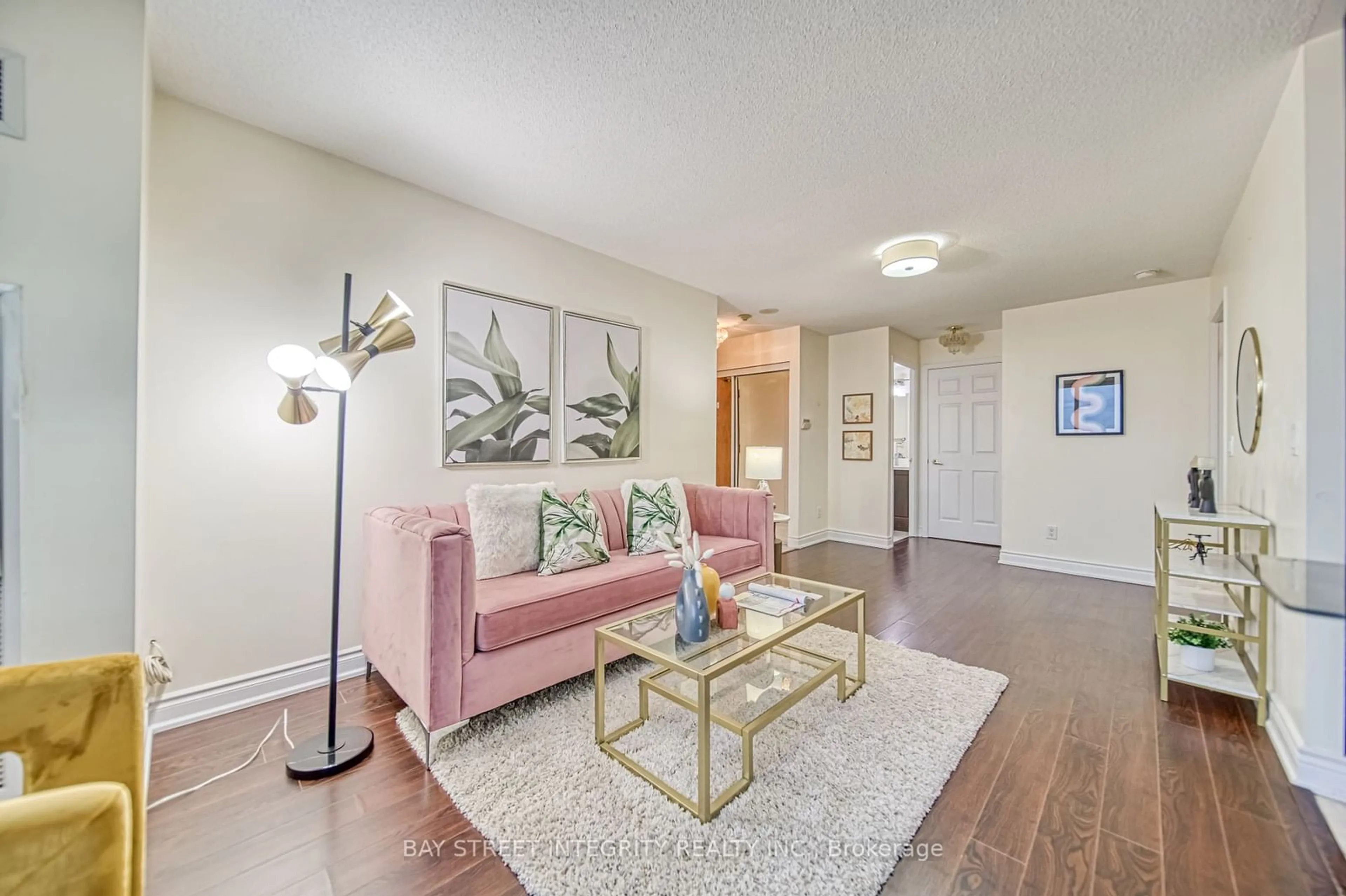 Living room for 4889 Kimbermount Ave #603, Mississauga Ontario L5M 7R9