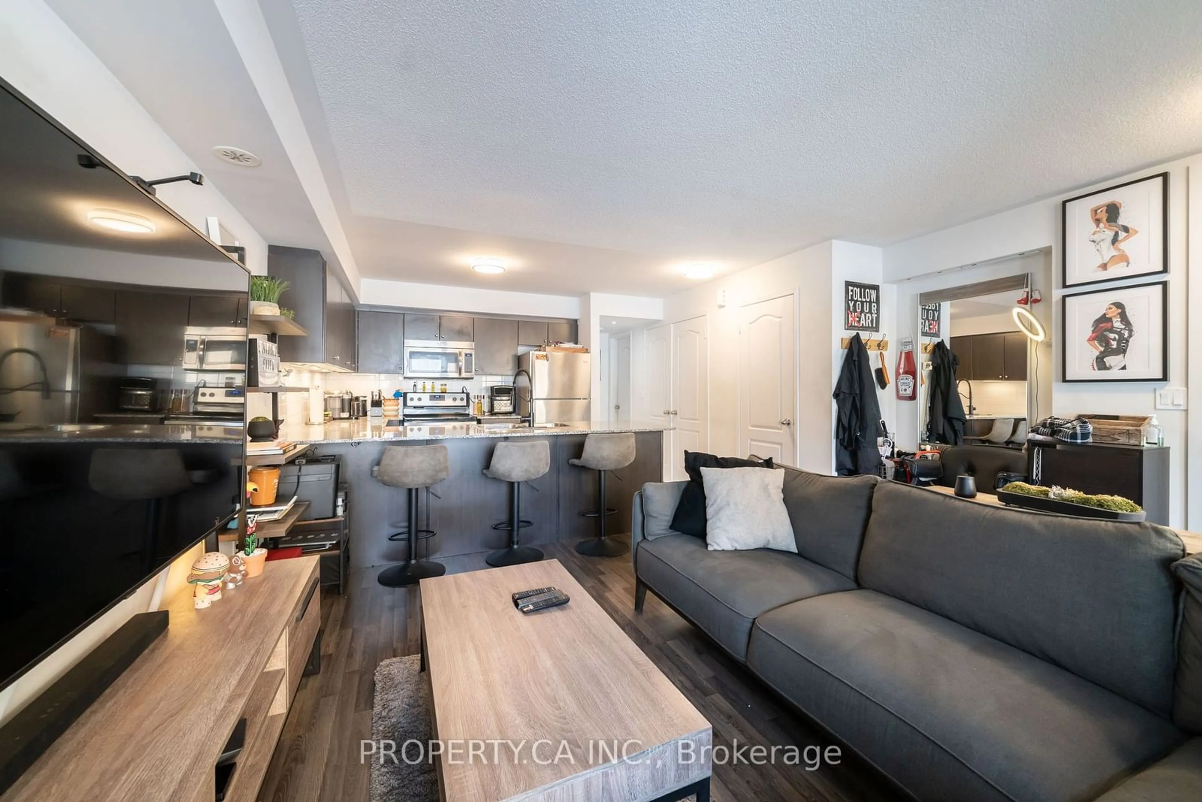 Open concept kitchen for 132 Widdicombe Hill Blvd #306, Toronto Ontario M9R 0A6