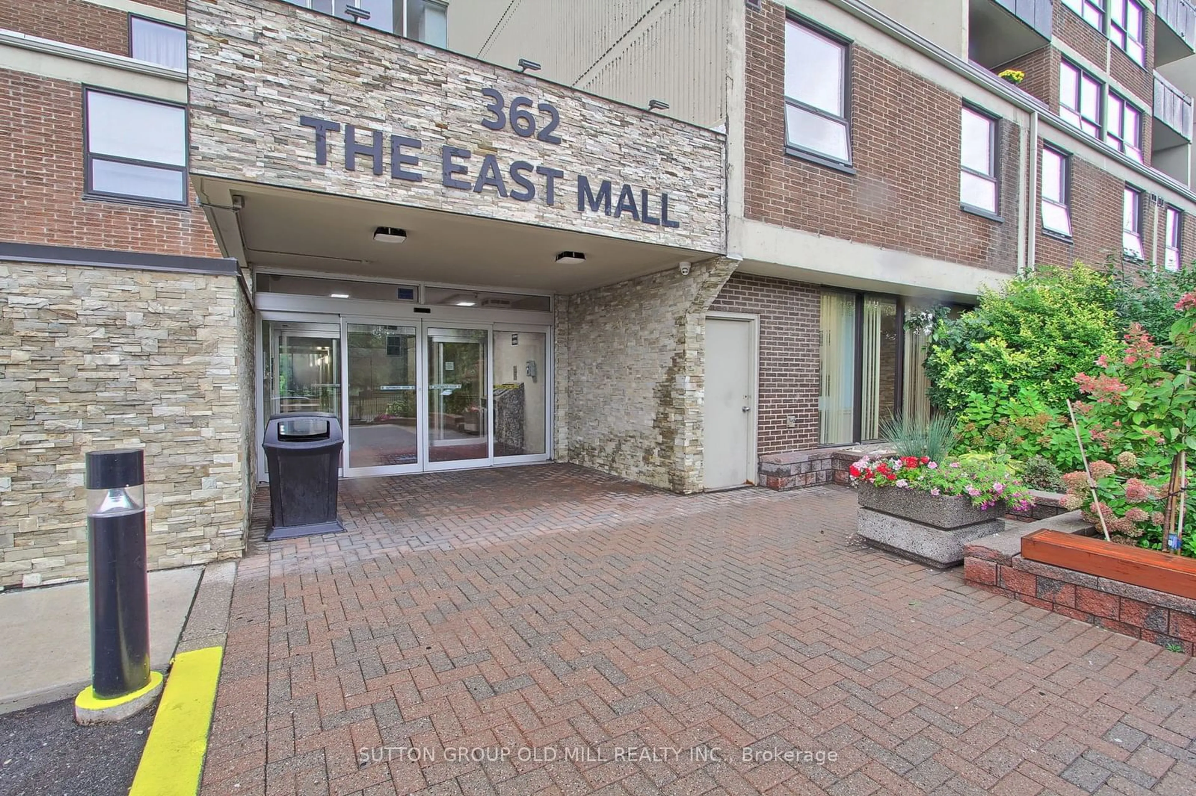 A pic from exterior of the house or condo, the front or back of building for 362 The East Mall #1908, Toronto Ontario M9B 6C4