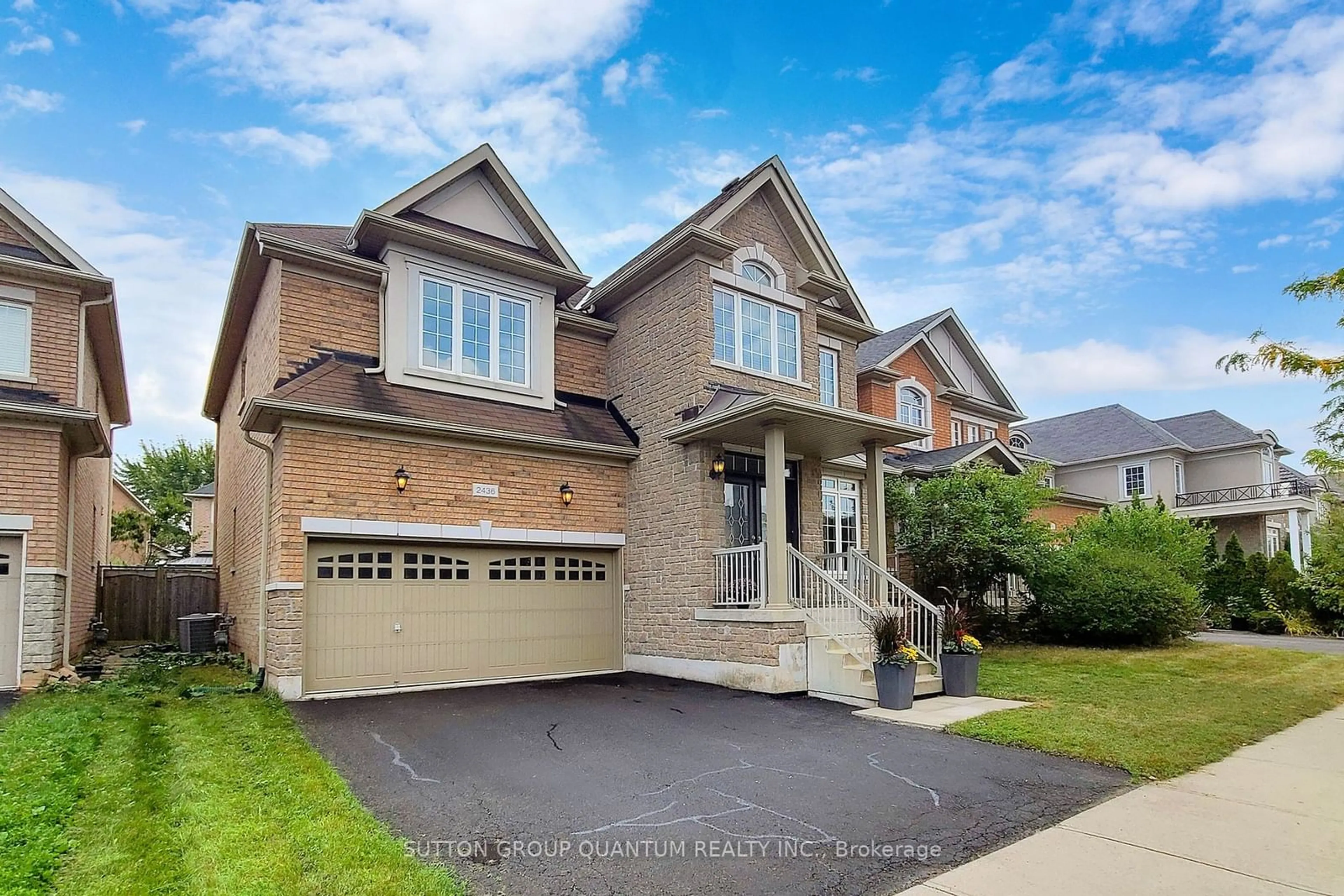 Frontside or backside of a home for 2436 North Ridge Tr, Oakville Ontario L6H 0B1