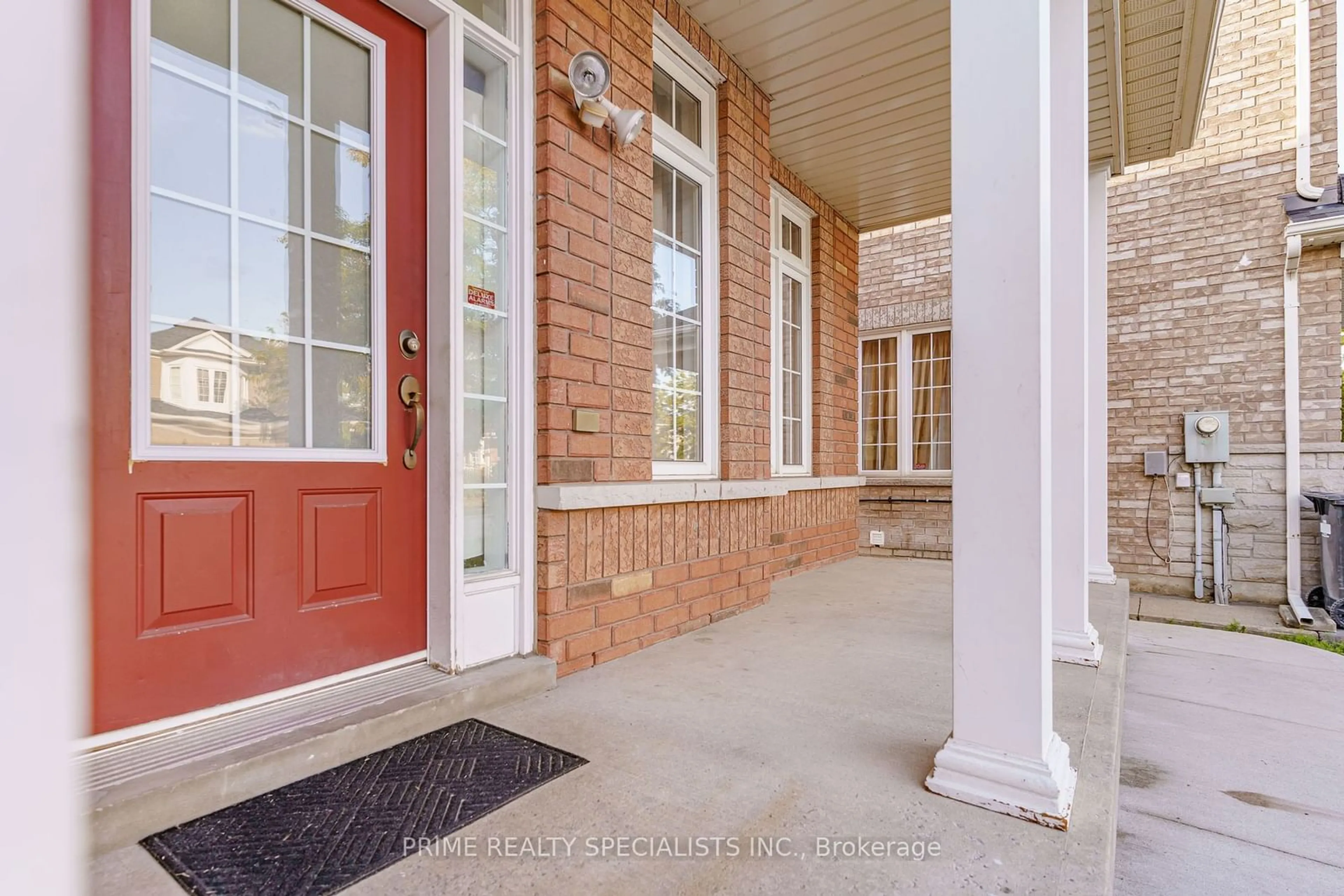 Indoor entryway for 6 Wellsprings Dr, Brampton Ontario L6V 4S5