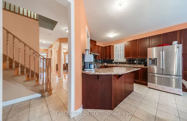 Additional property image - 82 Amaranth Cres