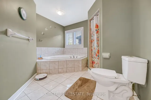 Additional property image - 82 Amaranth Cres