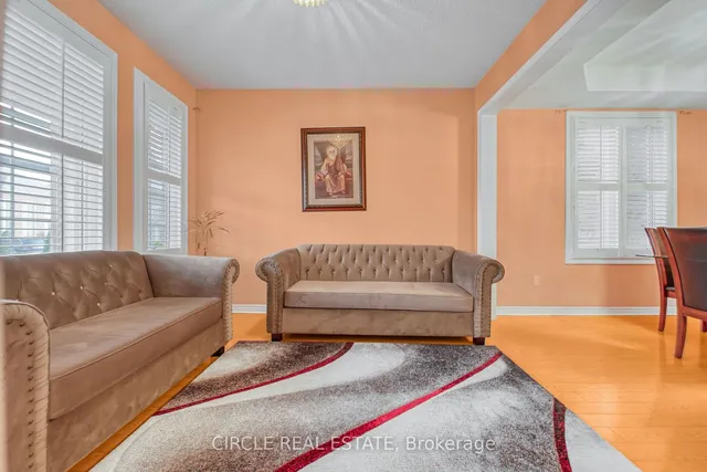Additional property image - 82 Amaranth Cres