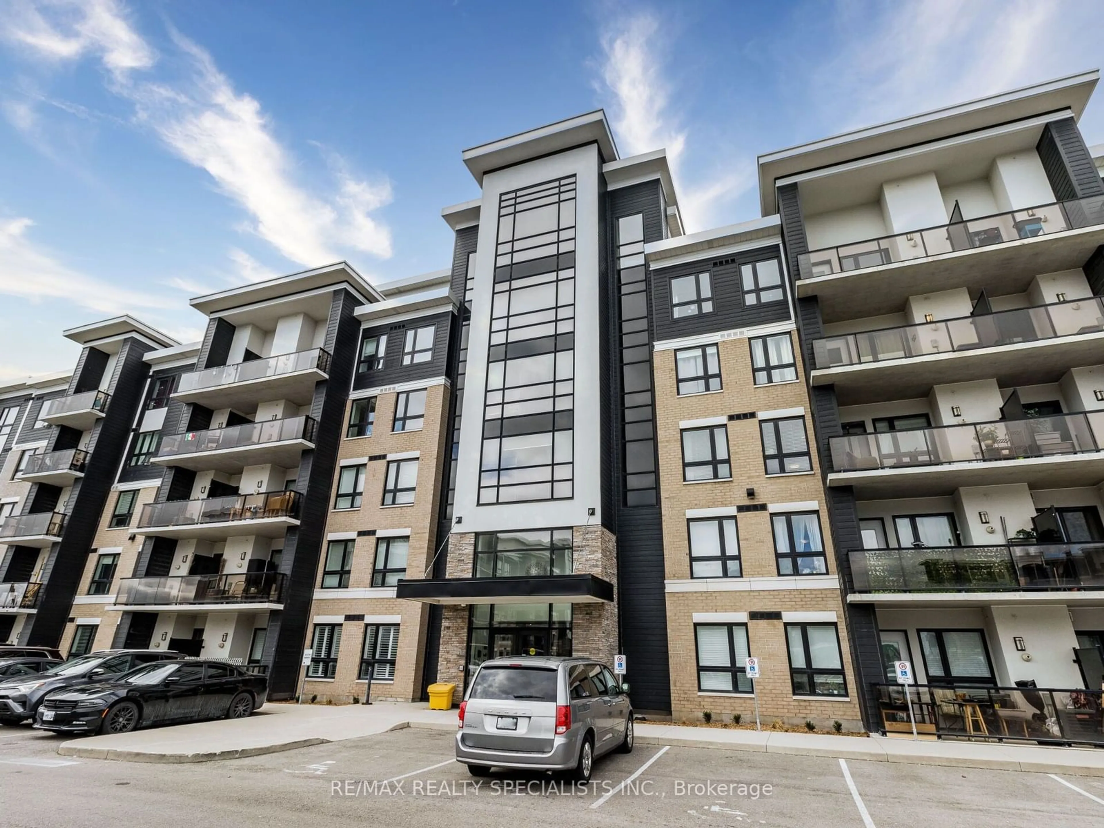 A pic from exterior of the house or condo for 650 Sauve St #311, Milton Ontario L9T 8M4