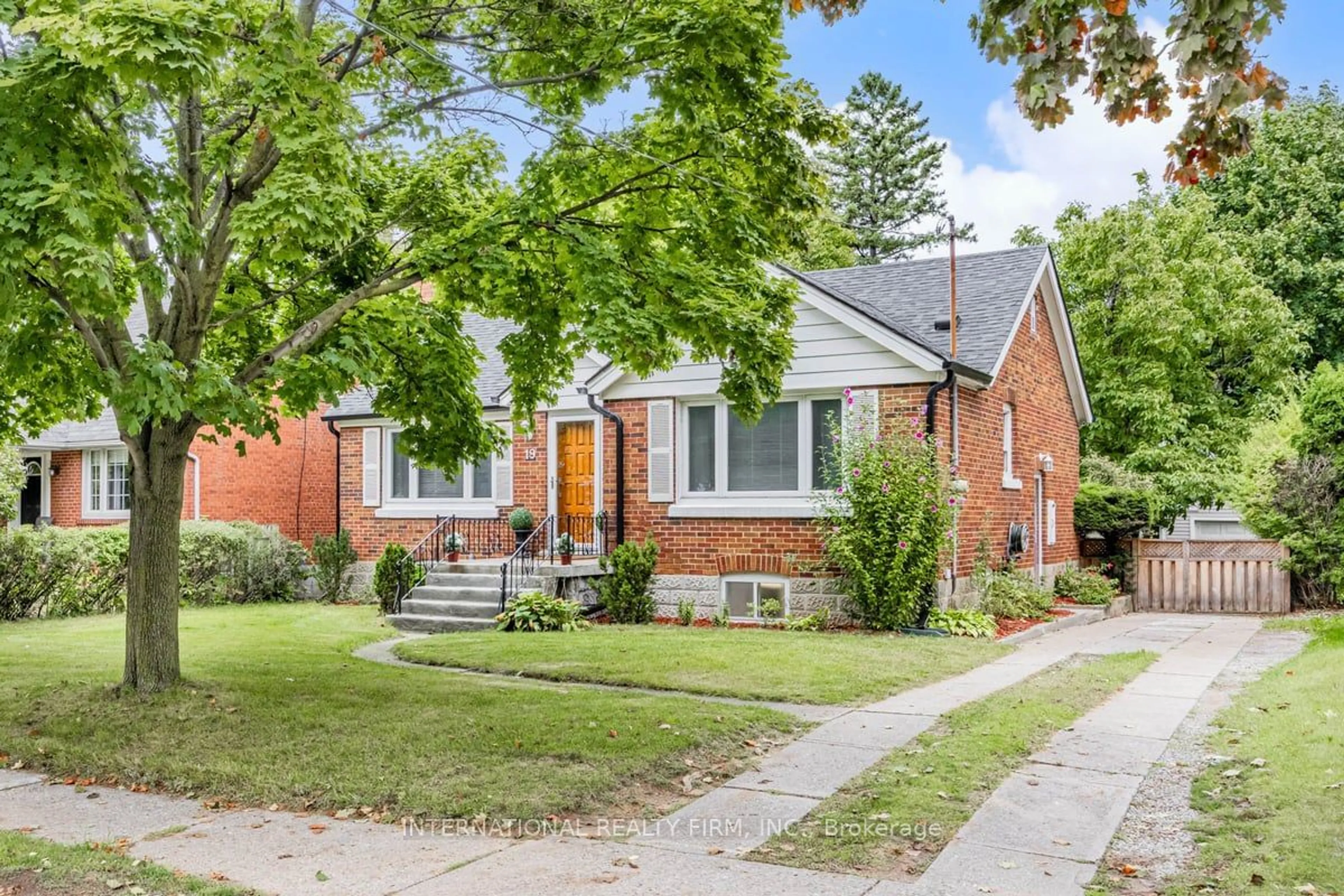 Home with brick exterior material for 19 Culnan Ave, Toronto Ontario M8Z 5A9