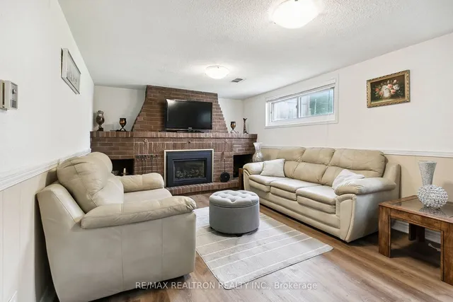 Additional property image - 20 Kennebec Cres