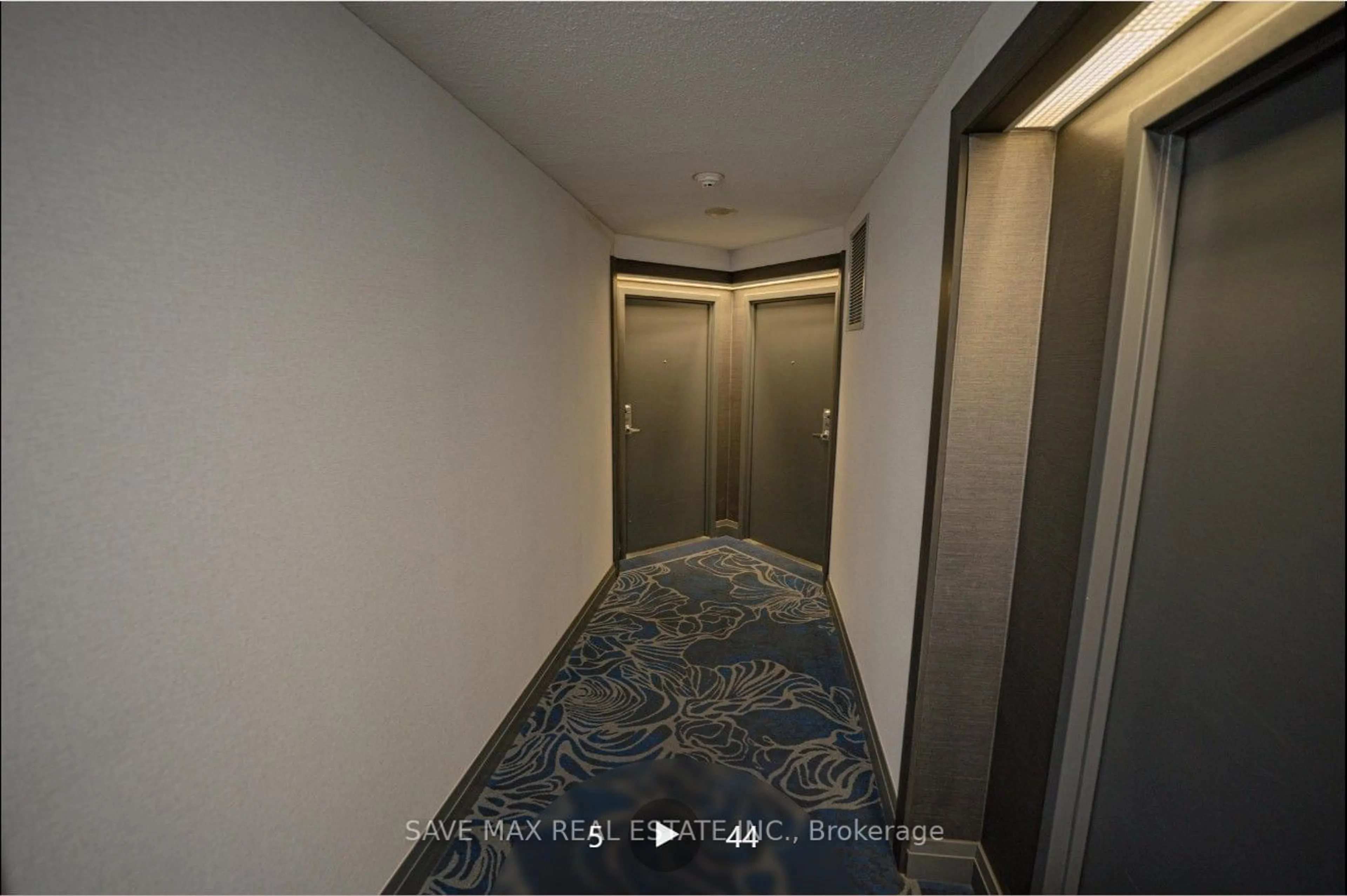 Indoor foyer, not visible floor for 3 Rowntree Rd #612, Toronto Ontario M9V 5G8