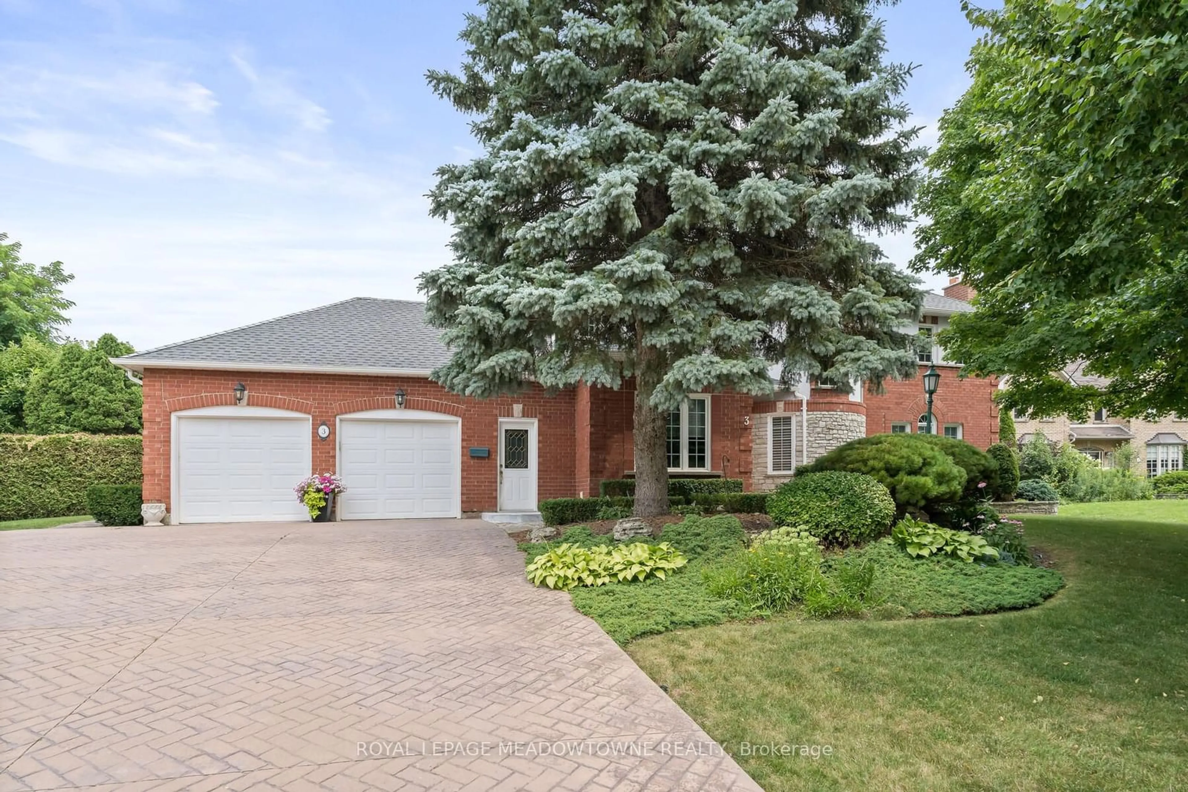 Home with brick exterior material for 3 Meagan Dr, Halton Hills Ontario L7G 5G7