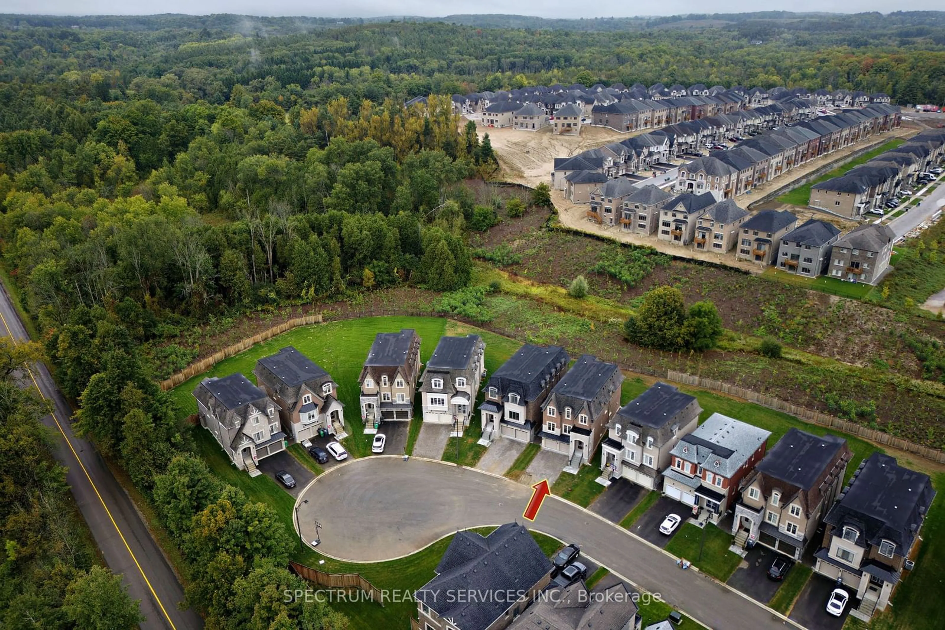 A pic from exterior of the house or condo, the street view for 15 Swamp Sparrow Crt, Caledon Ontario L7C 4M7