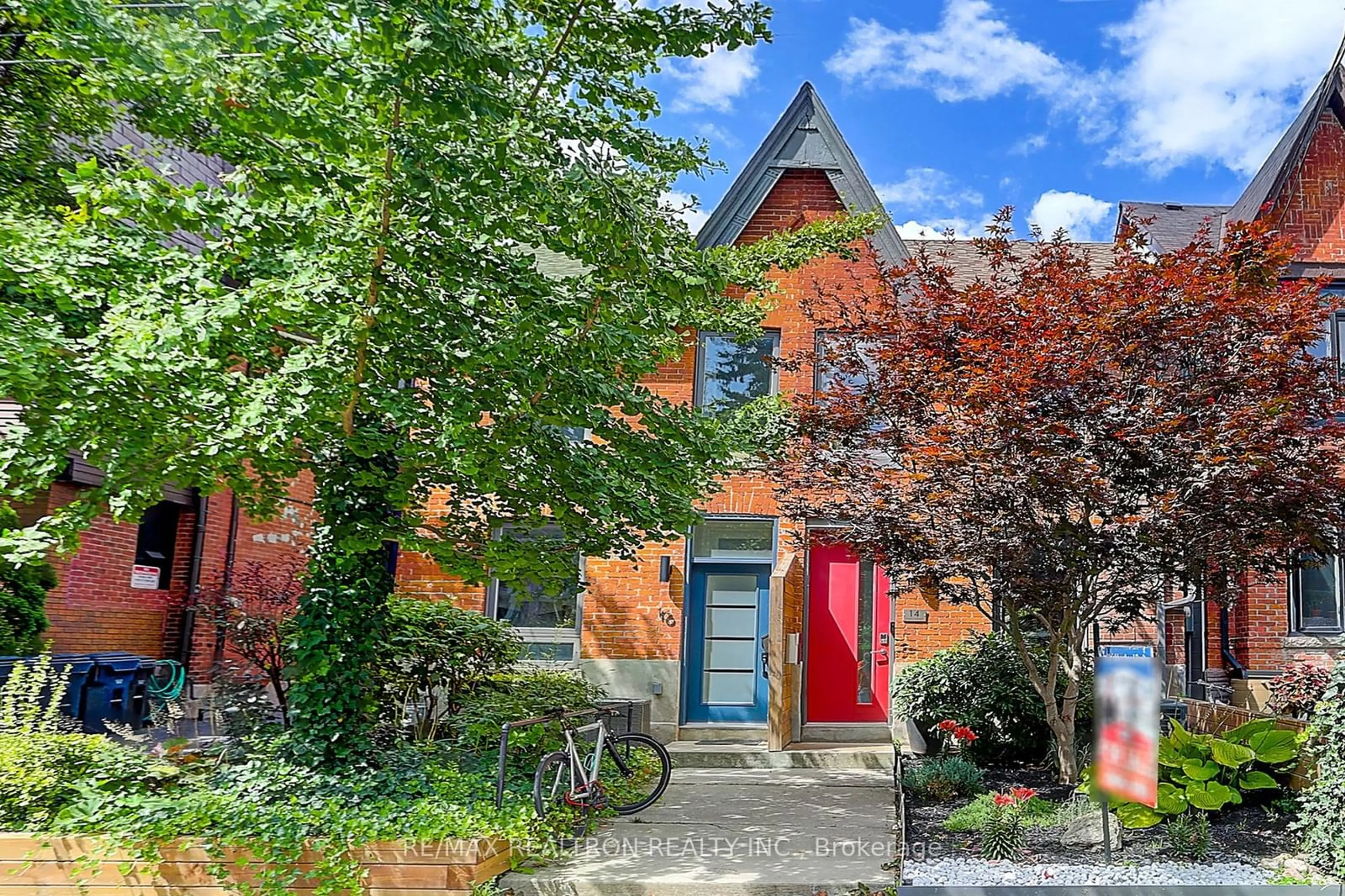 A pic from exterior of the house or condo, the street view for 14 Marion St, Toronto Ontario M6R 1E5