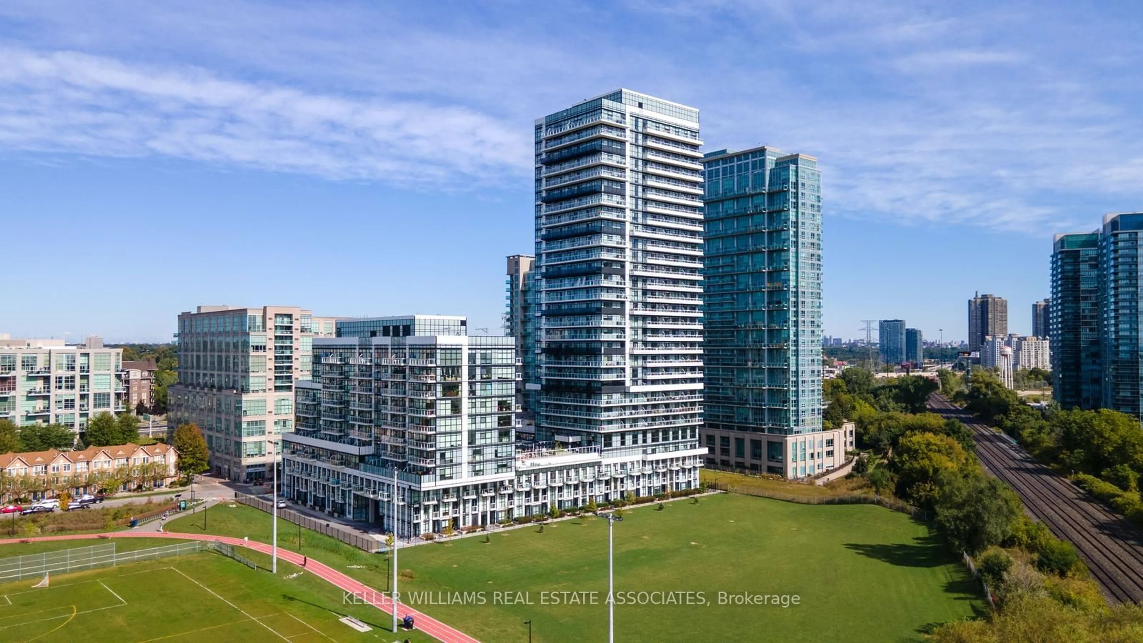 A pic from exterior of the house or condo, the view of city buildings for 251 Manitoba St #1901, Toronto Ontario M8Y 0C7