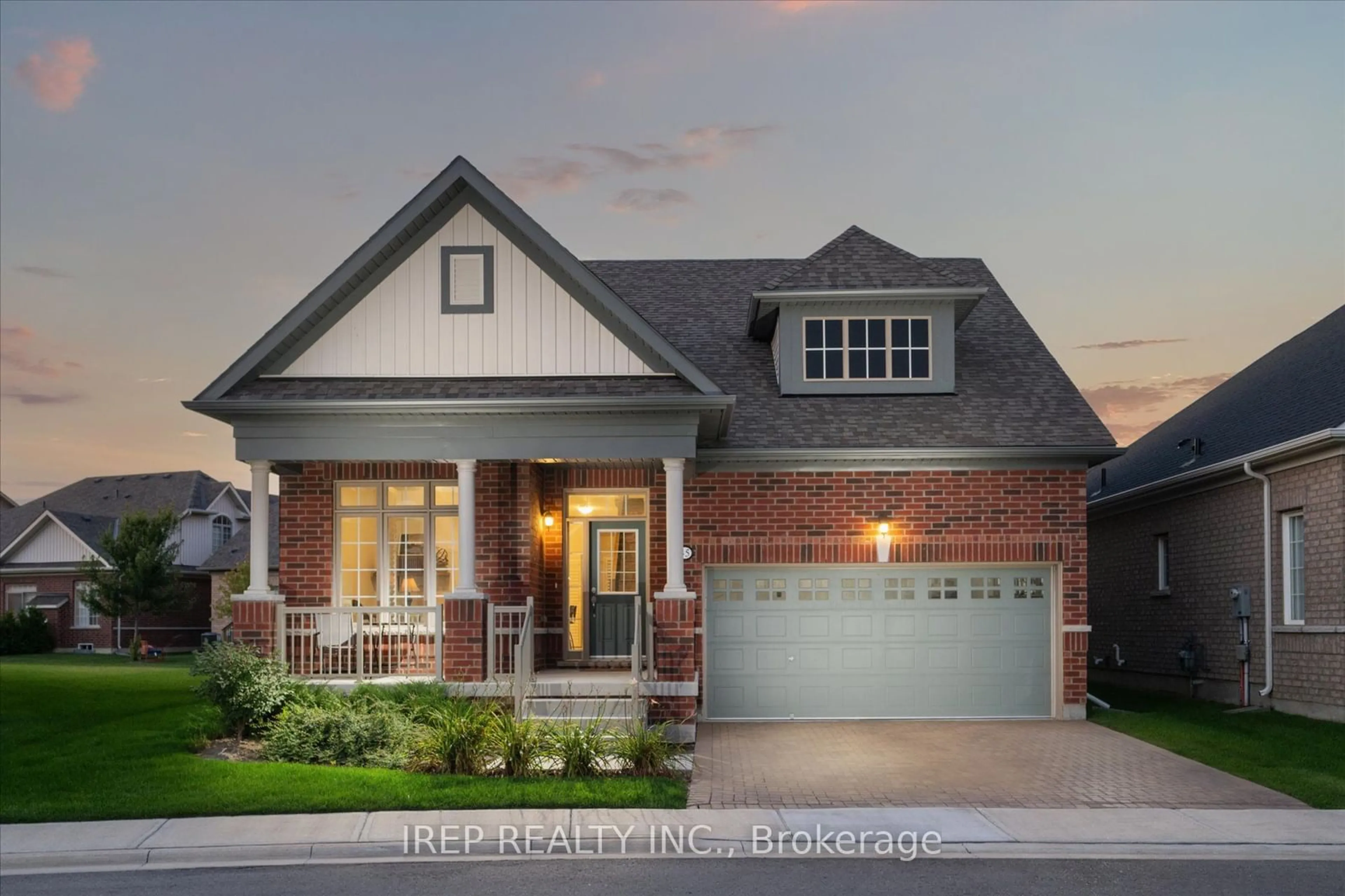 Home with brick exterior material for 45 Overlea Dr, Brampton Ontario L6R 4B5