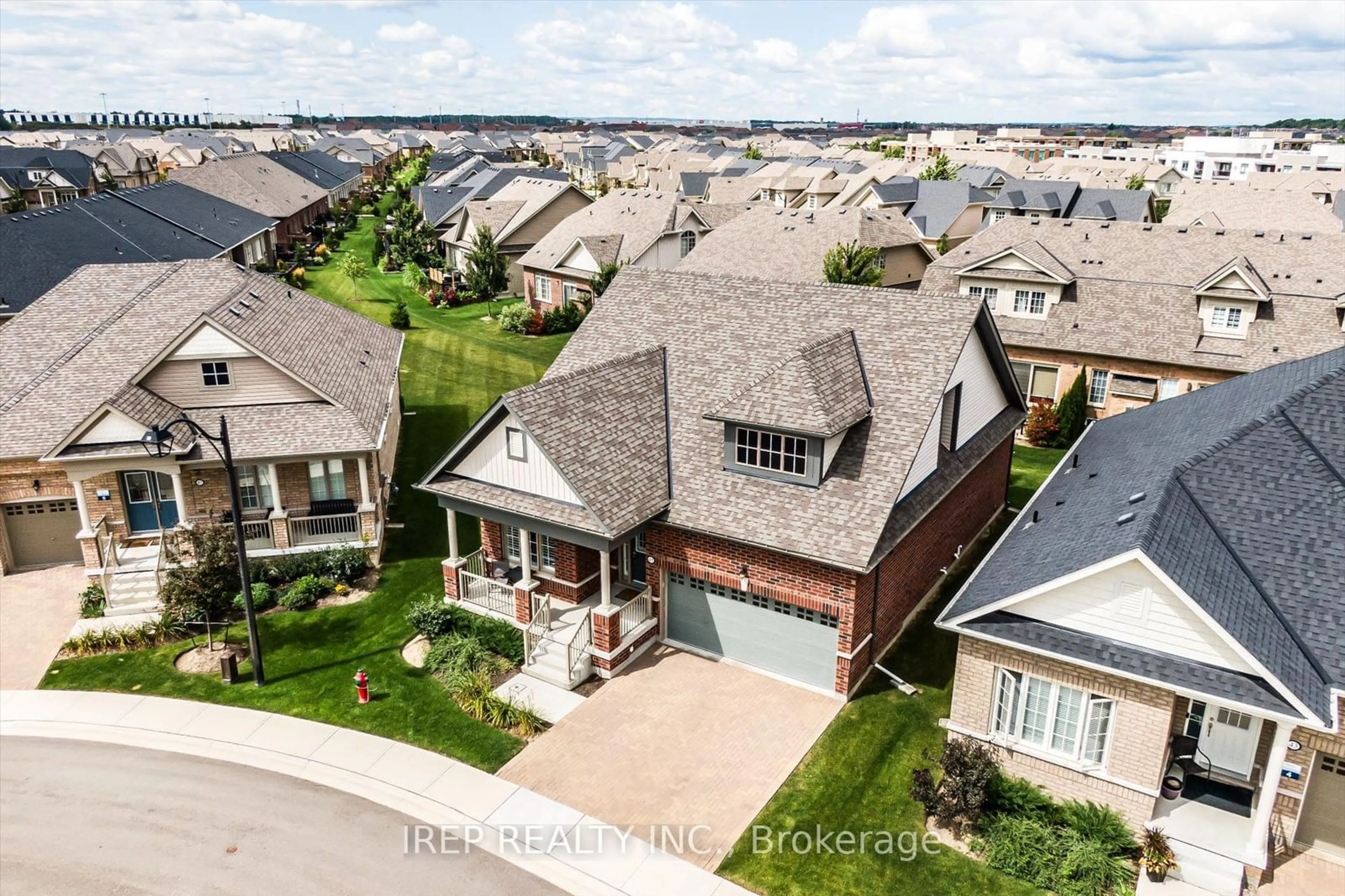 Frontside or backside of a home, the street view for 45 Overlea Dr, Brampton Ontario L6R 4B5