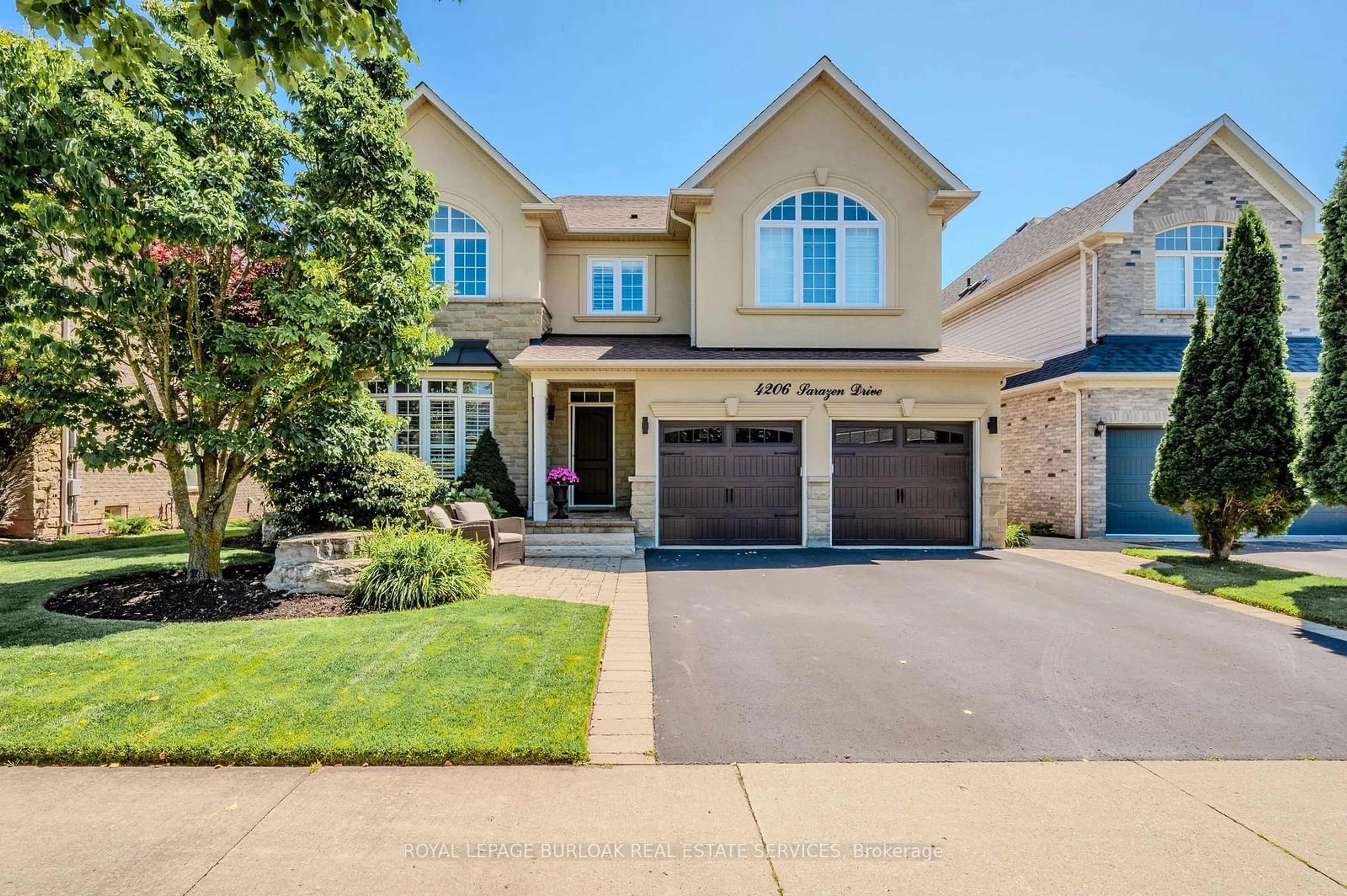 Frontside or backside of a home for 4206 Sarazen Dr, Burlington Ontario L7M 5C3