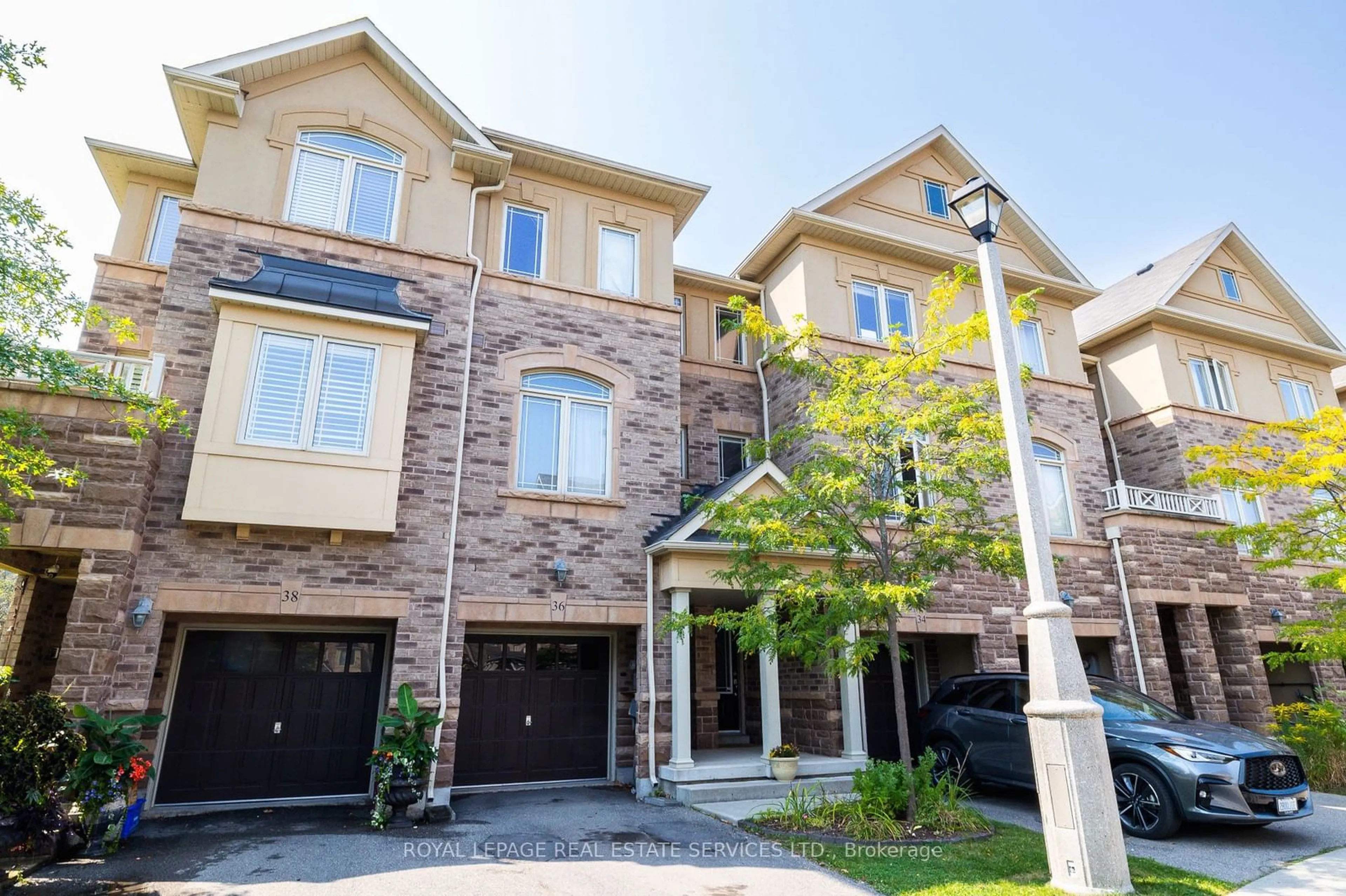 A pic from exterior of the house or condo for 6625 Falconer Dr #36, Mississauga Ontario L5N 0C7