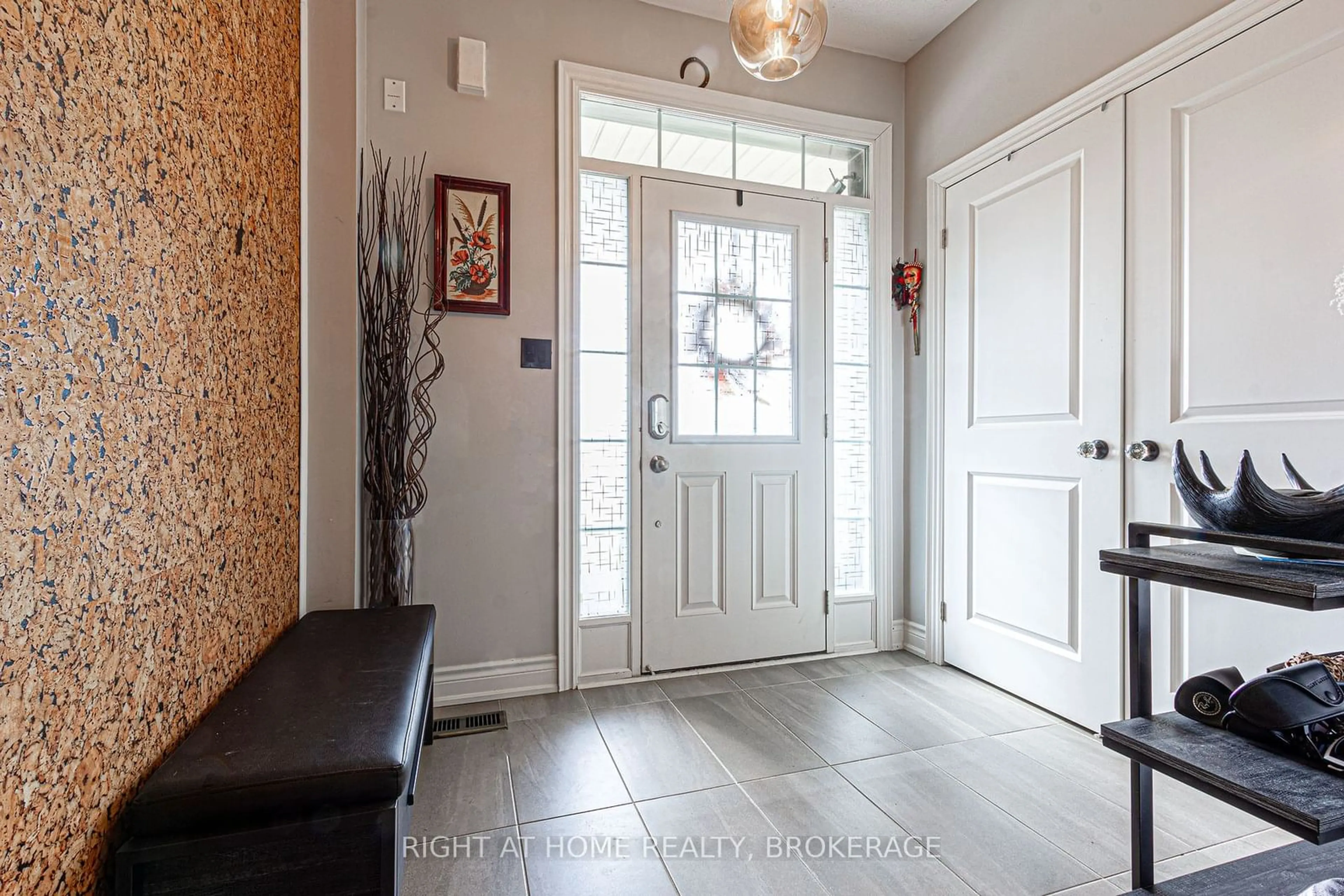 Indoor entryway, wood floors for 1192 Raspberry Terr, Milton Ontario L9E 1K3