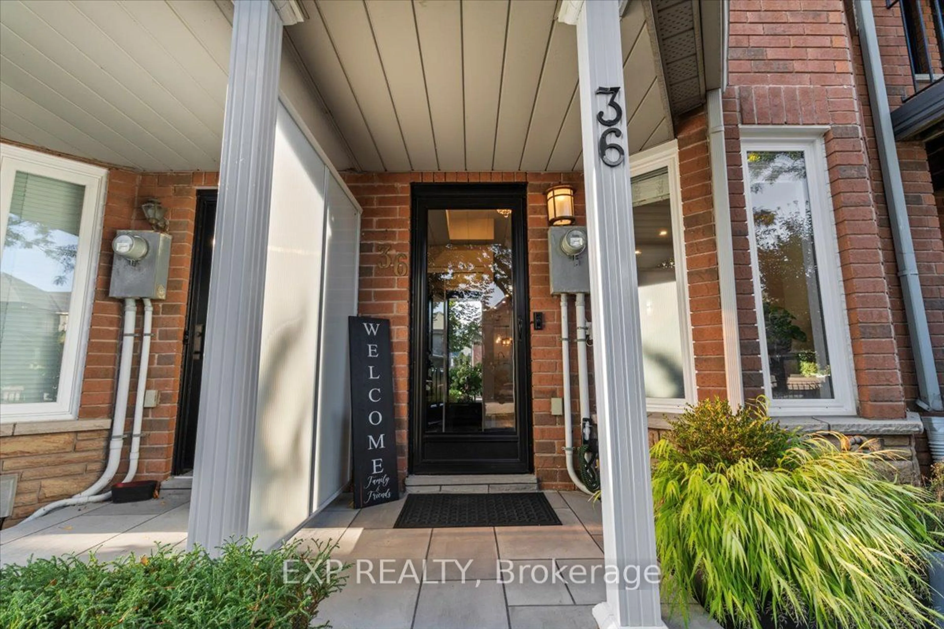 Indoor entryway, wood floors for 36 Rory Rd, Toronto Ontario M6L 3G2