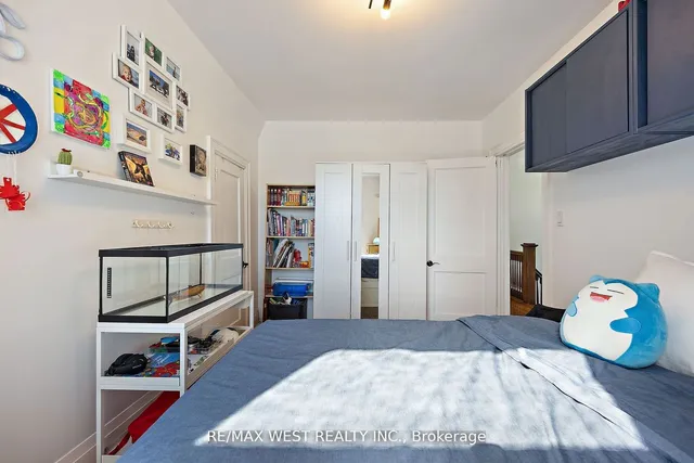 Additional property image - 76 Rosemount Ave