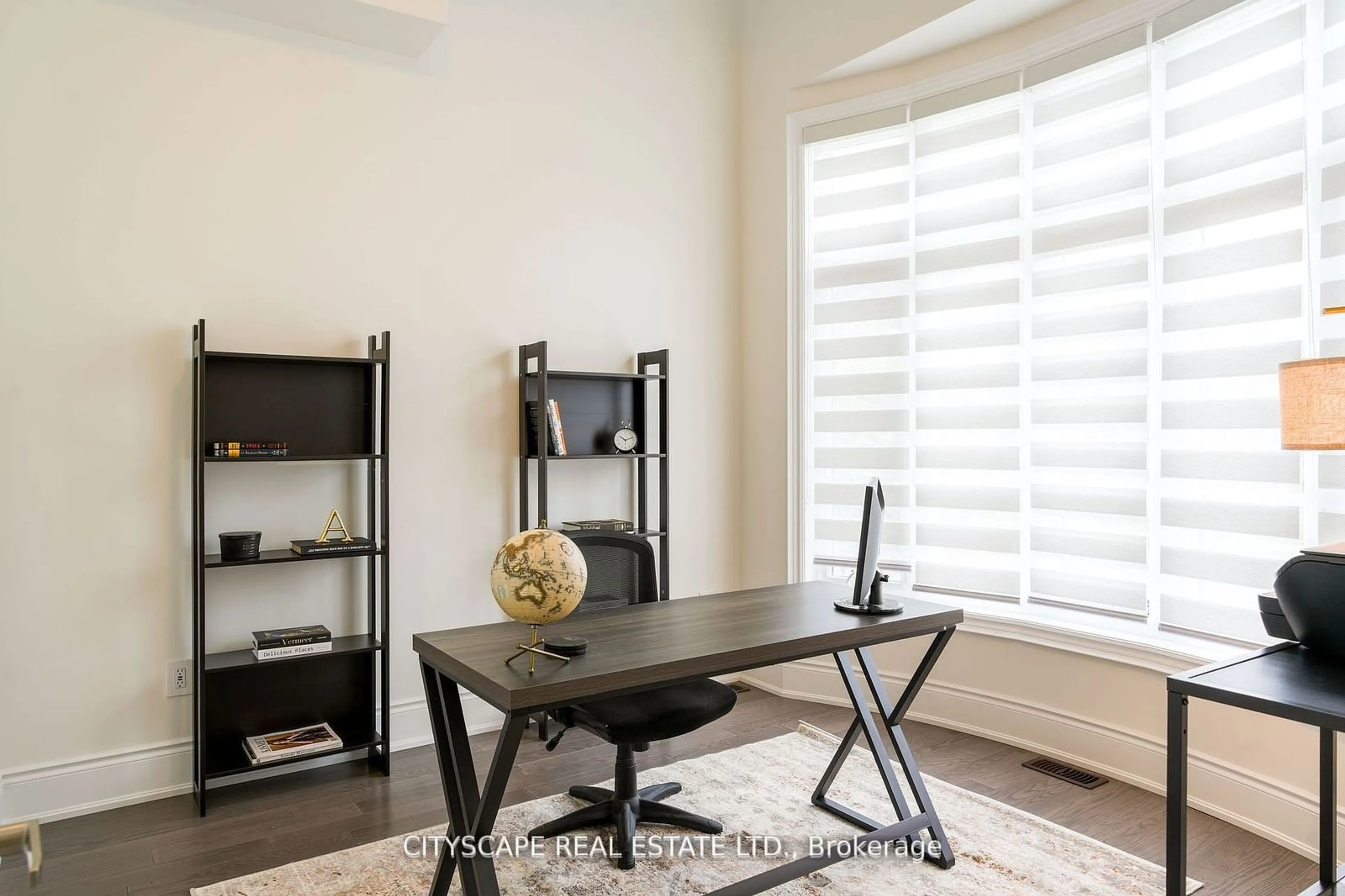 A pic of a room, wood floors for 2405 Irene Cres, Oakville Ontario L6M 5M2