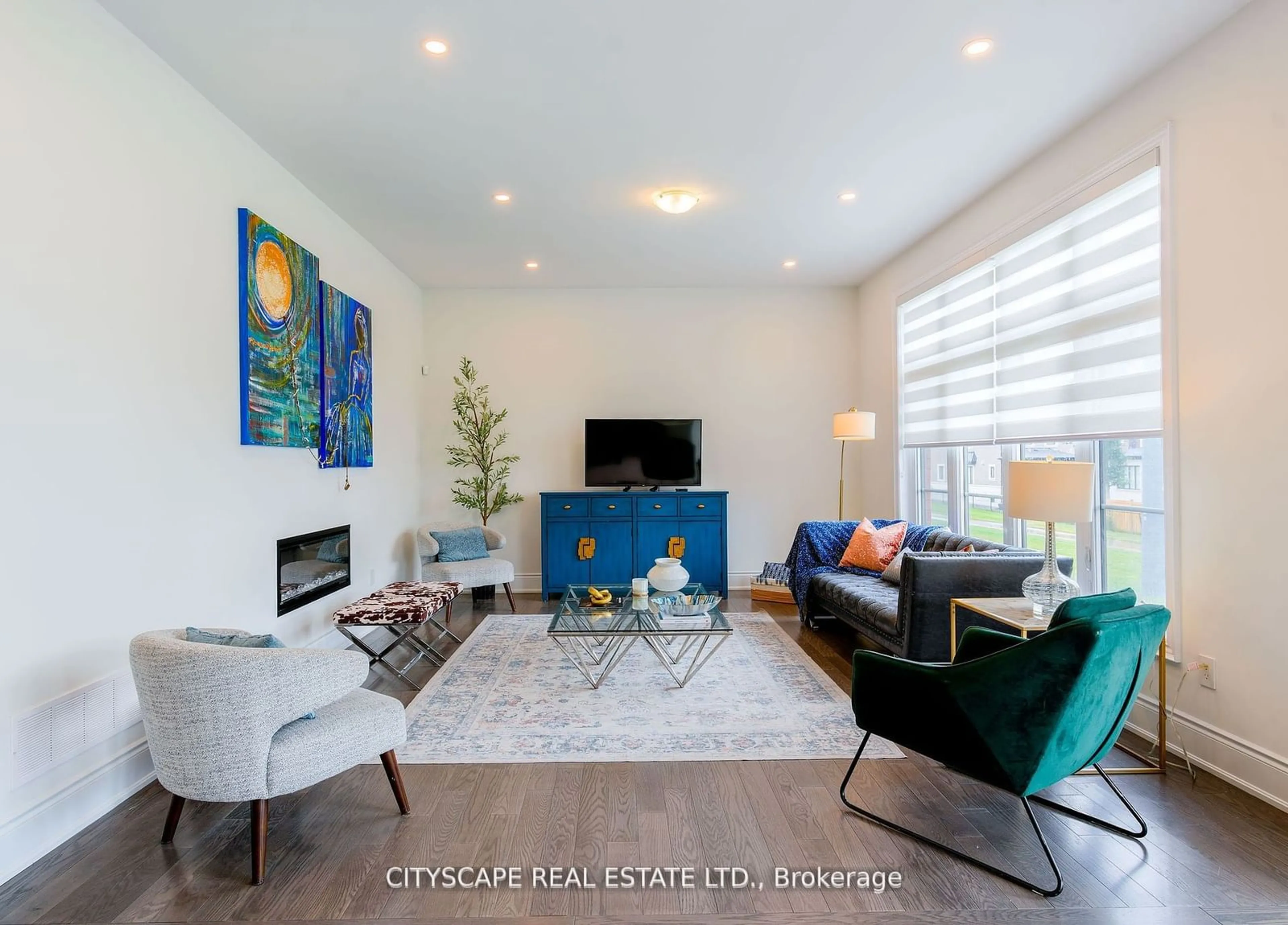 Living room, wood floors for 2405 Irene Cres, Oakville Ontario L6M 5M2