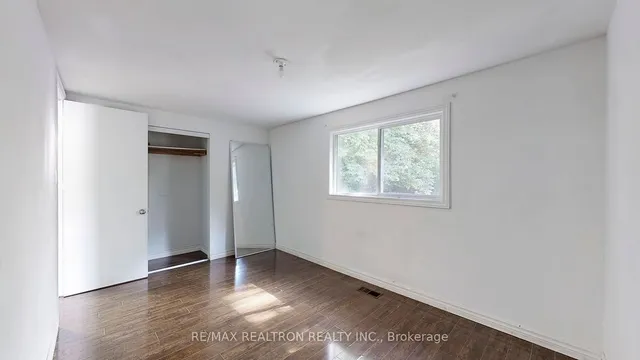 Additional property image - 21 Avening Dr