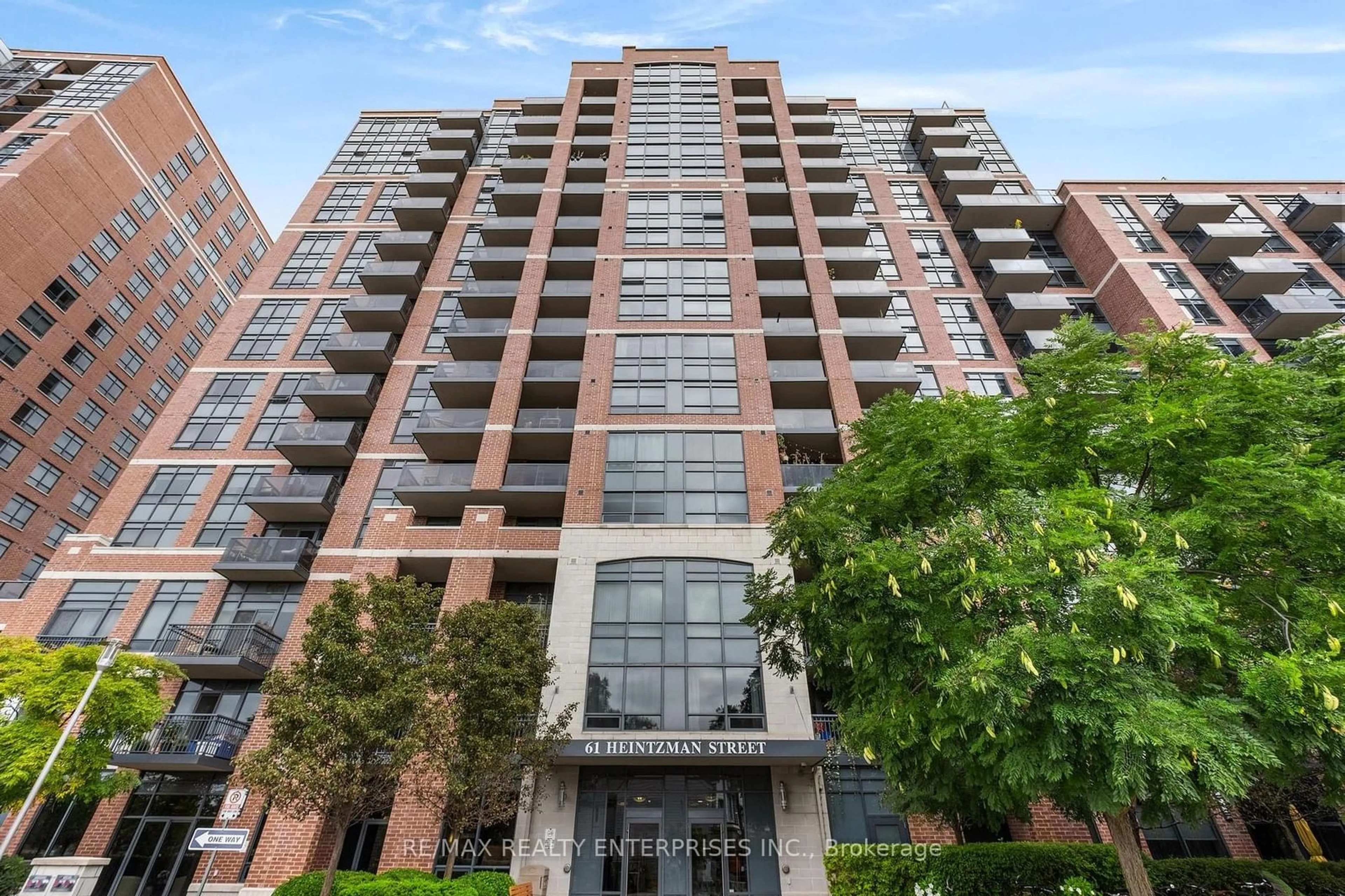 A pic from exterior of the house or condo for 61 Heintzman St #1210, Toronto Ontario M6P 5A2