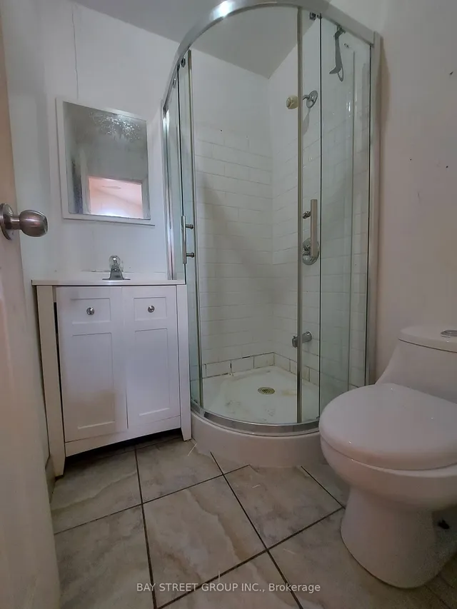 Additional property image - 70 Lansdowne Ave
