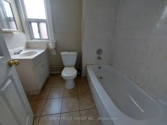 Additional property image - 70 Lansdowne Ave