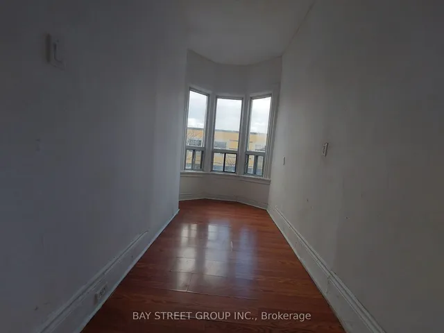 Additional property image - 70 Lansdowne Ave