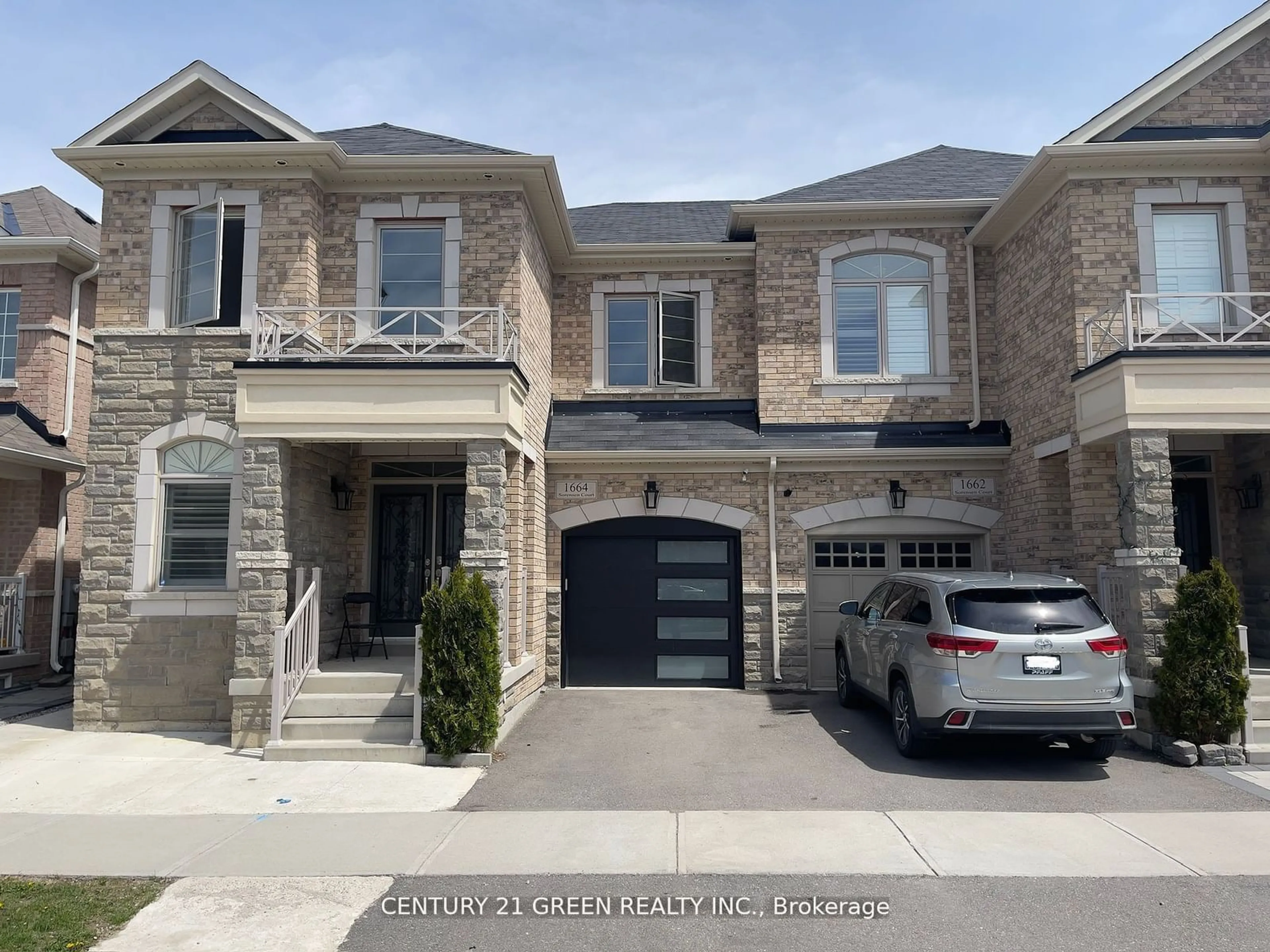 Home with brick exterior material for 1664 Sorensen Crt, Milton Ontario L9E 1H4