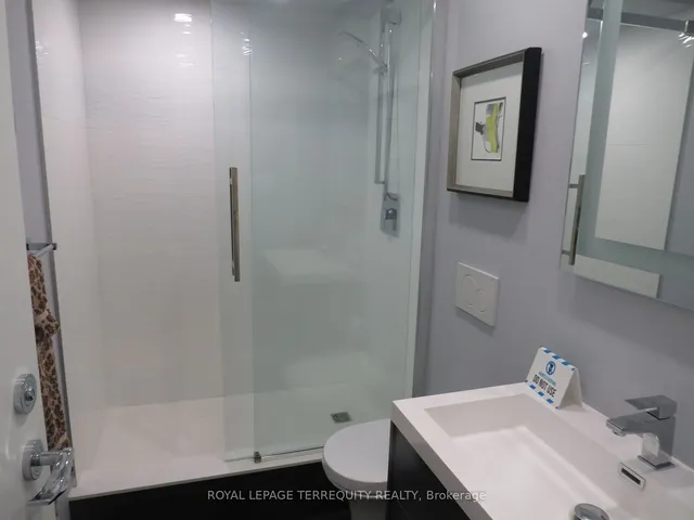 Additional property image - 2045 Lakeshore Blvd Unit 3305
