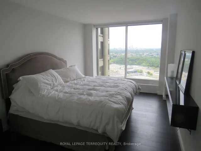 Additional property image - 2045 Lakeshore Blvd Unit 3305