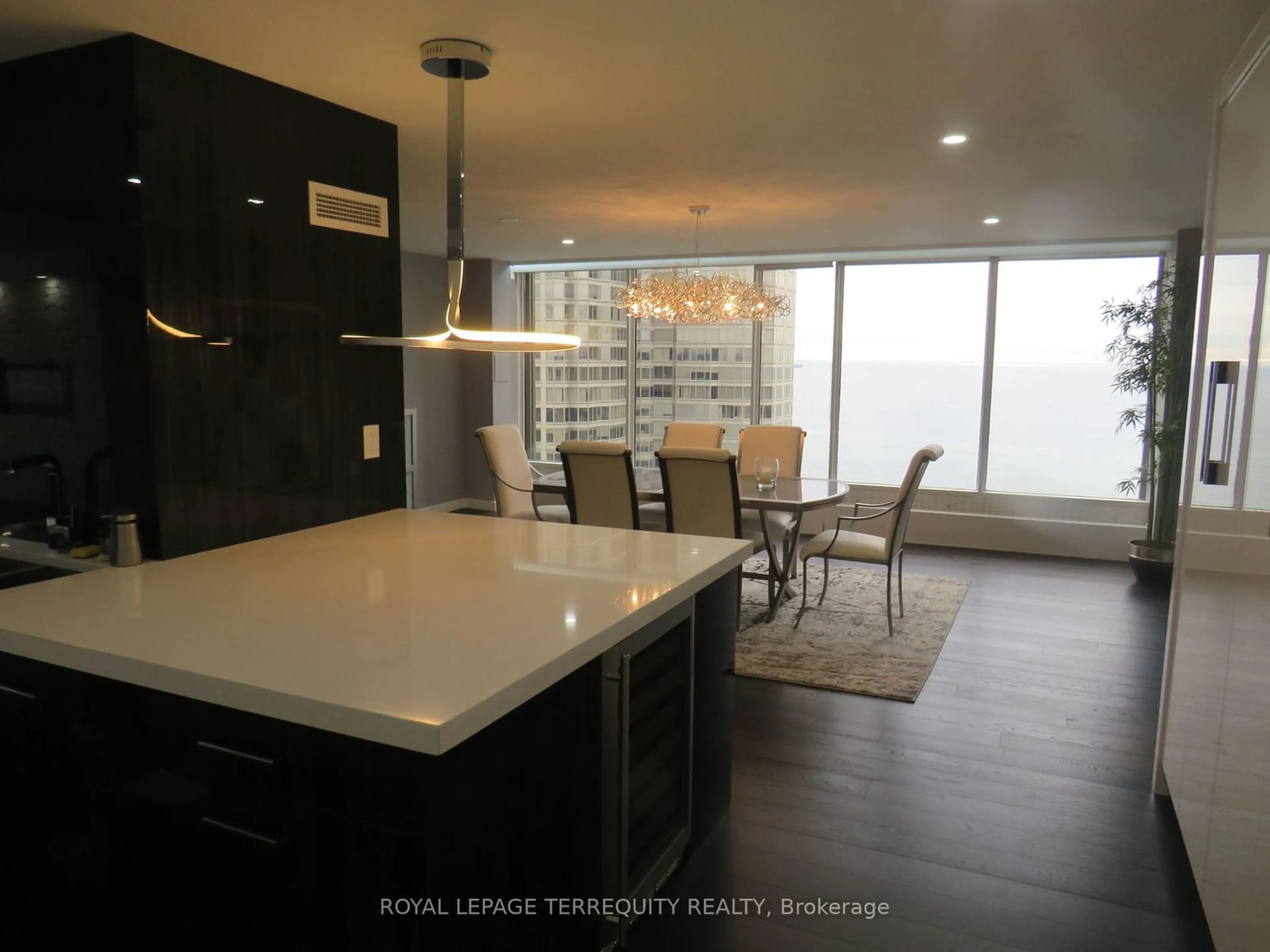 Open concept kitchen for 2045 Lakeshore Blvd #3305, Toronto Ontario M8V 2Z6