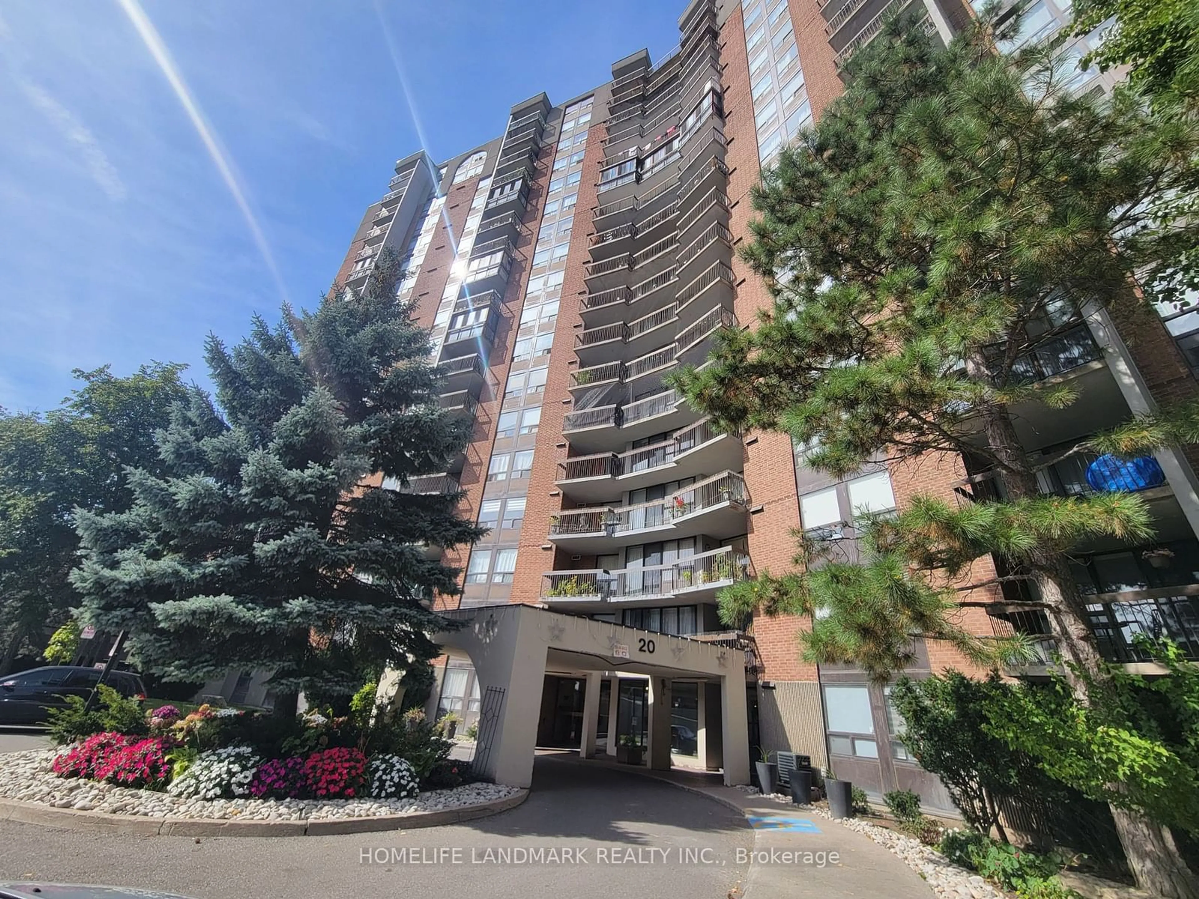 A pic from exterior of the house or condo for 20 Mississauga Valley Blvd #1402, Mississauga Ontario L5A 3S1