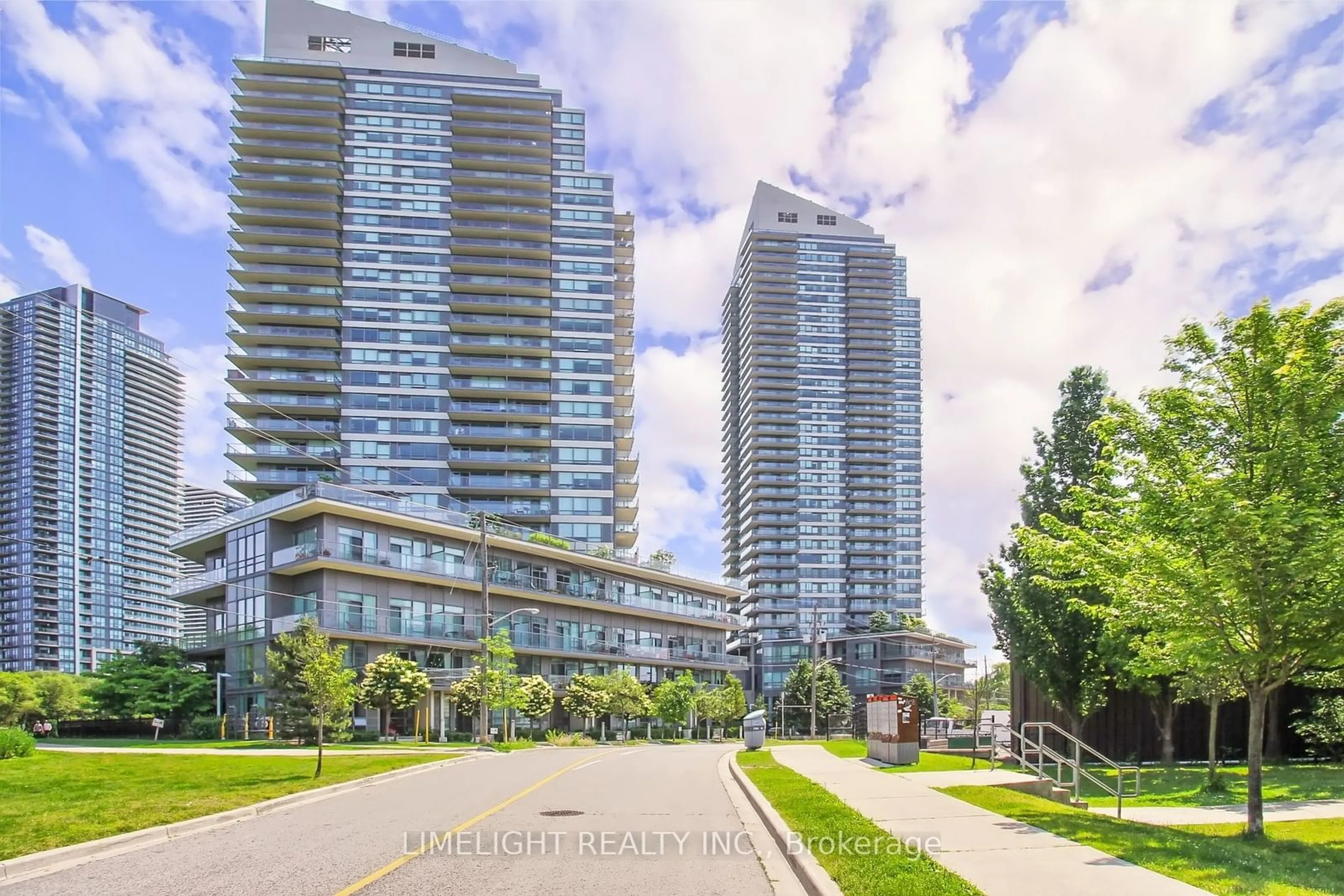 A pic from exterior of the house or condo, the view of city buildings for 2240 LAKE SHORE Blvd #2208, Toronto Ontario M8V 0B1